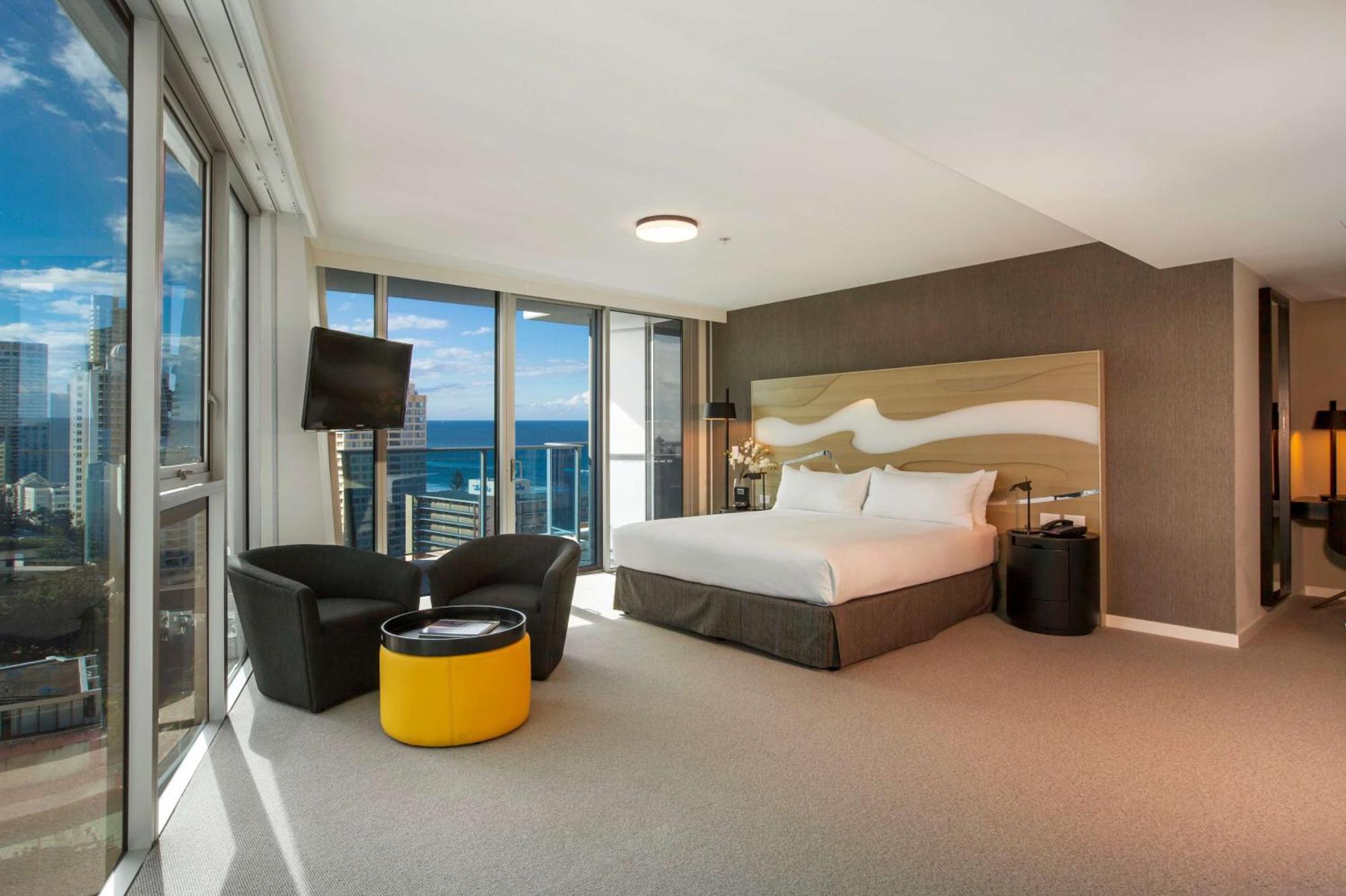 Deluxe King Room