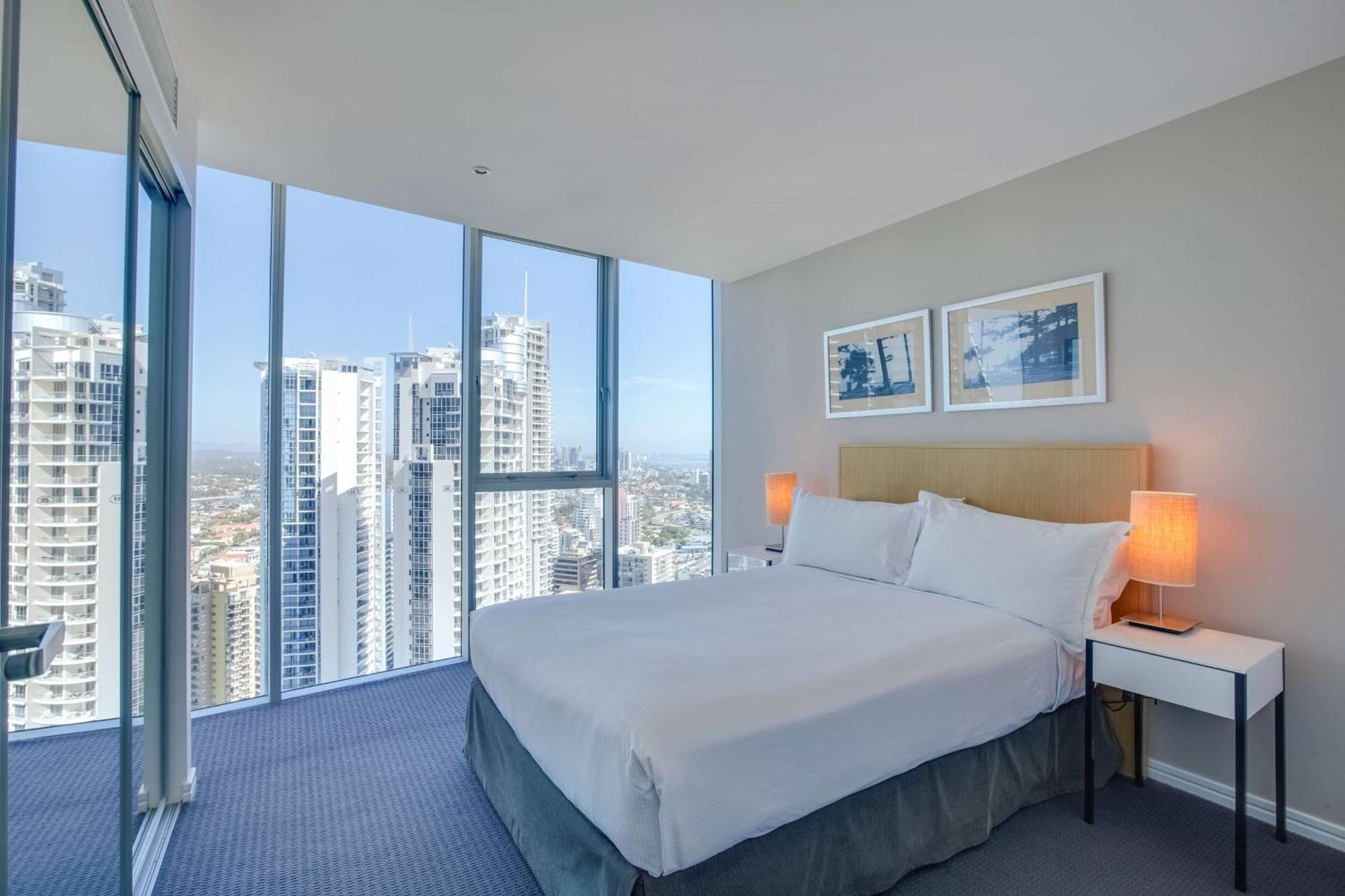 One-Bedroom Residence Room City View