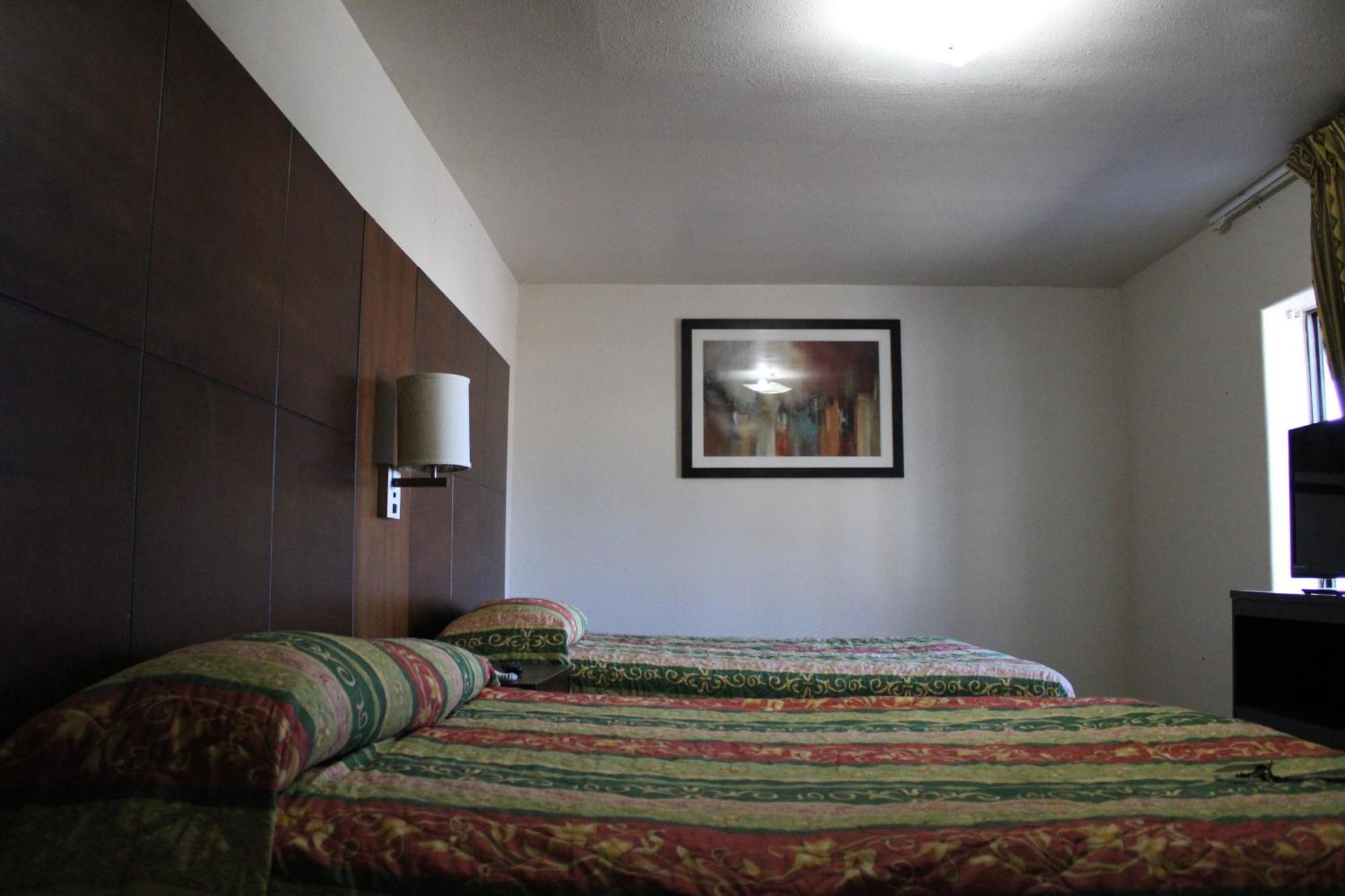 Queen Room Two Queen Beds
