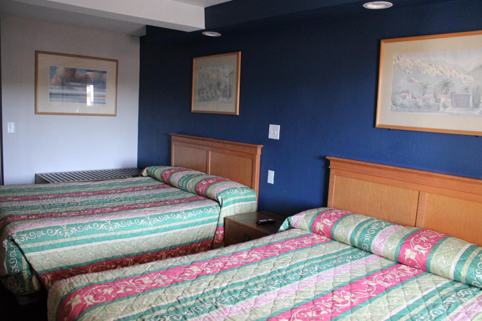 Queen Room Two Queen Beds