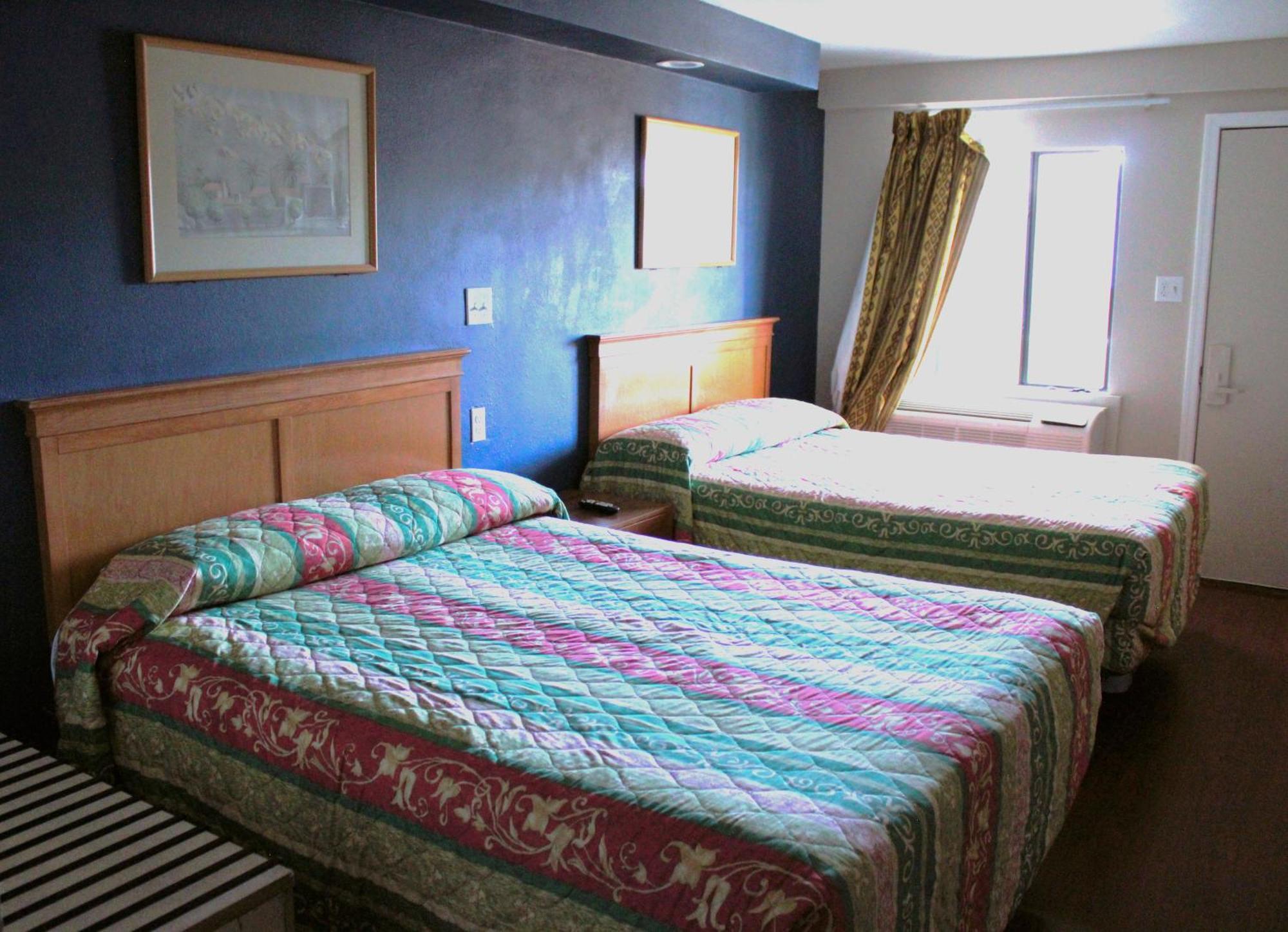 Queen Room Two Queen Beds