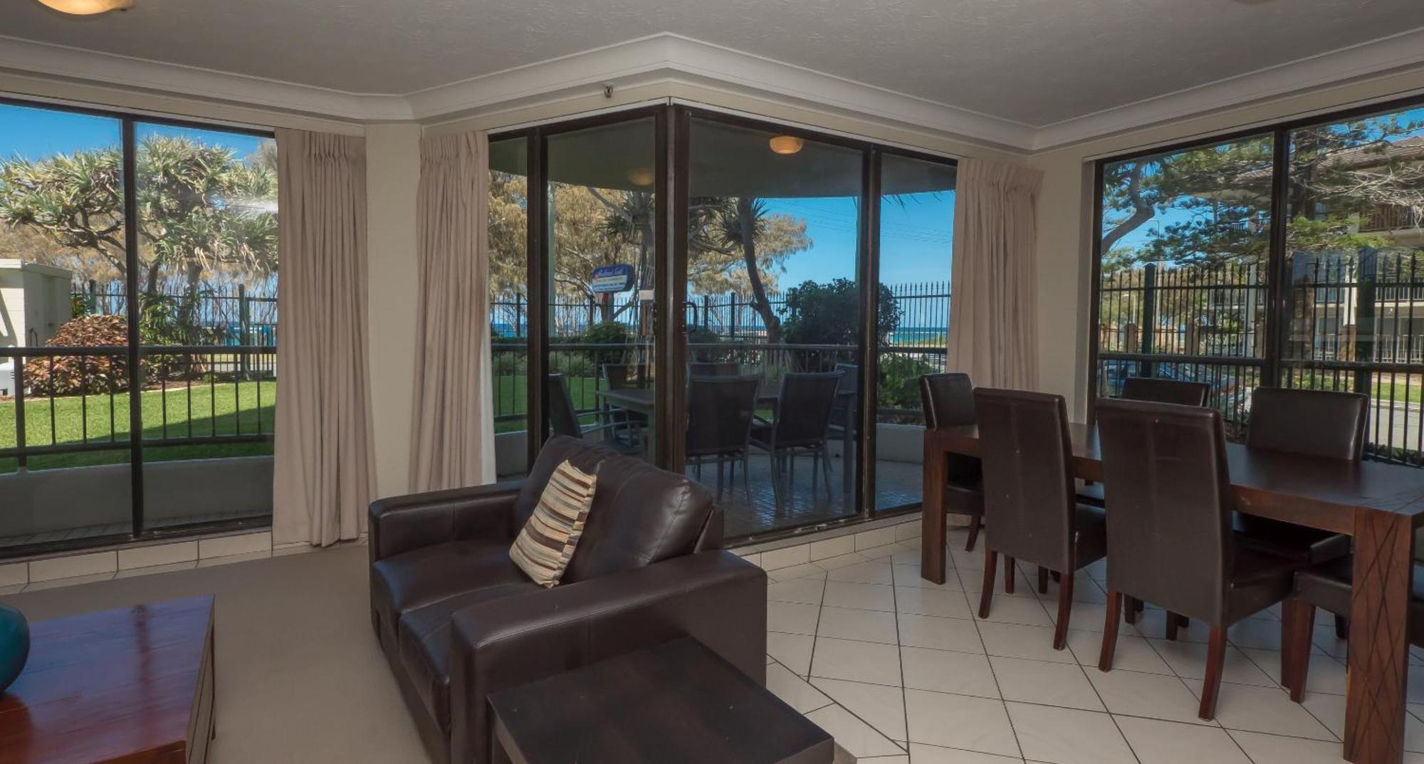 Two-Bedroom Apartment Ocean View Ground Floor