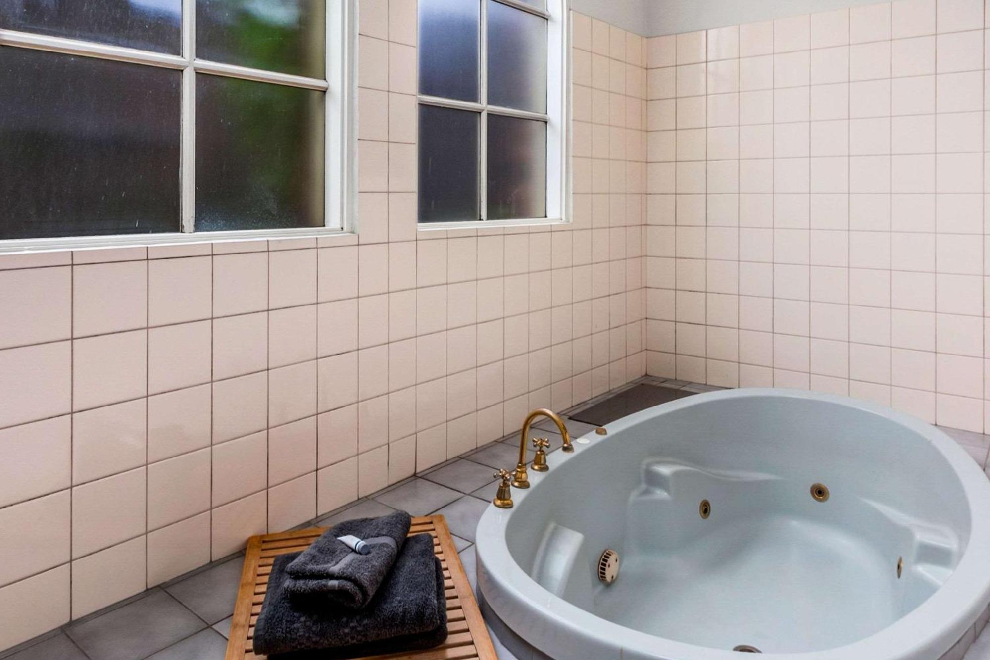 Chambre Lit King-Size avec Spa