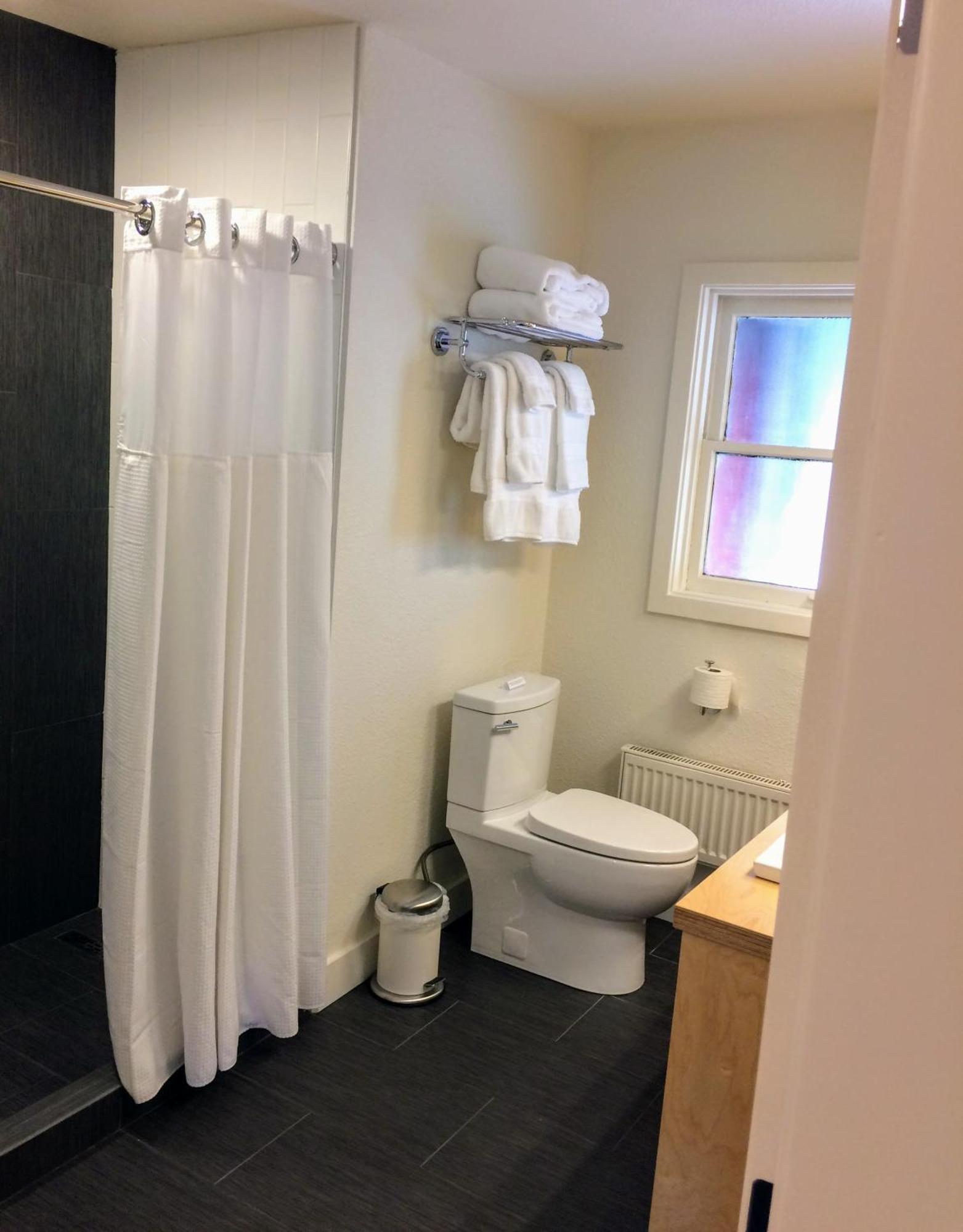 Double Queen Room