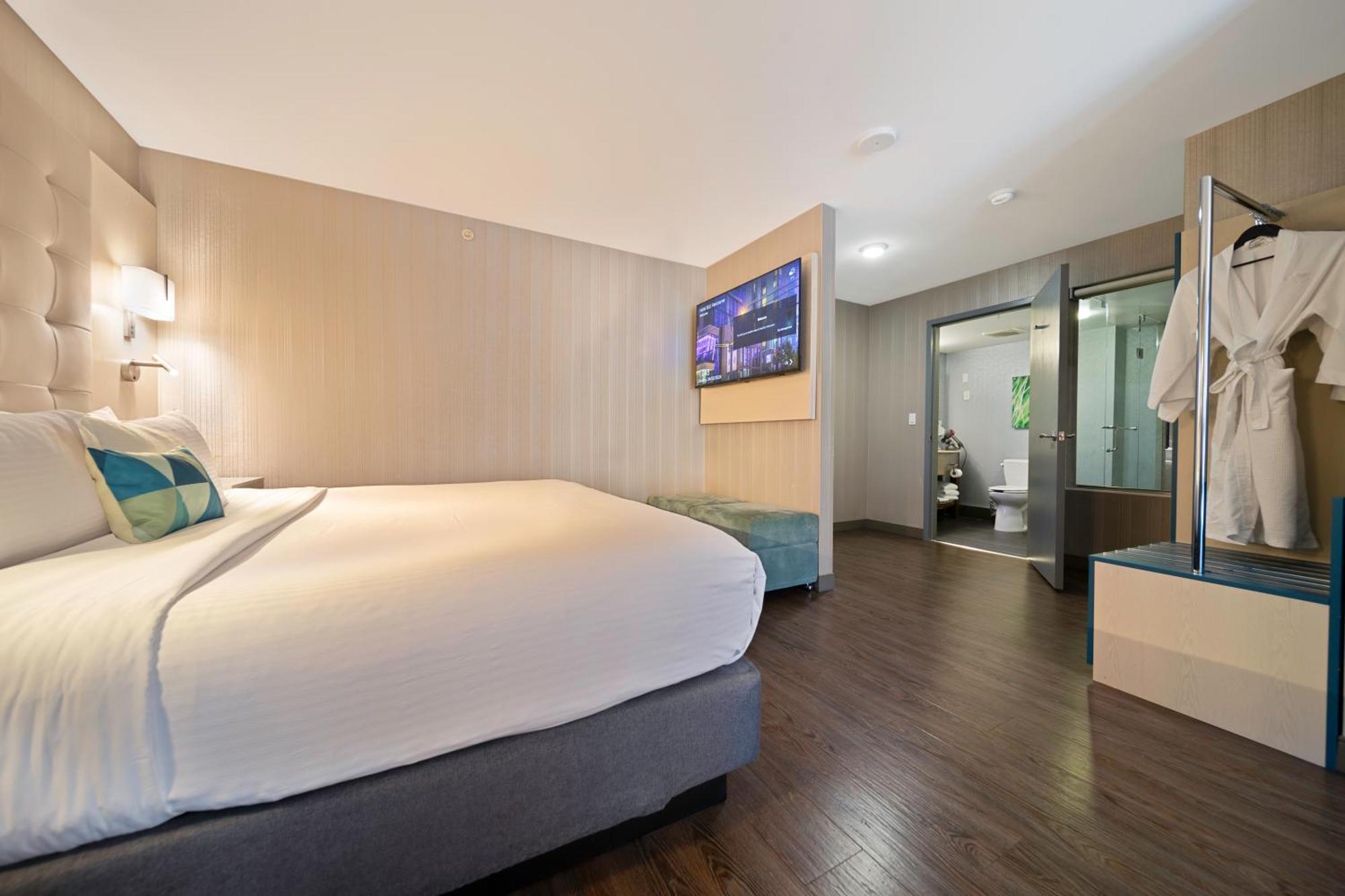 Executive King Suite