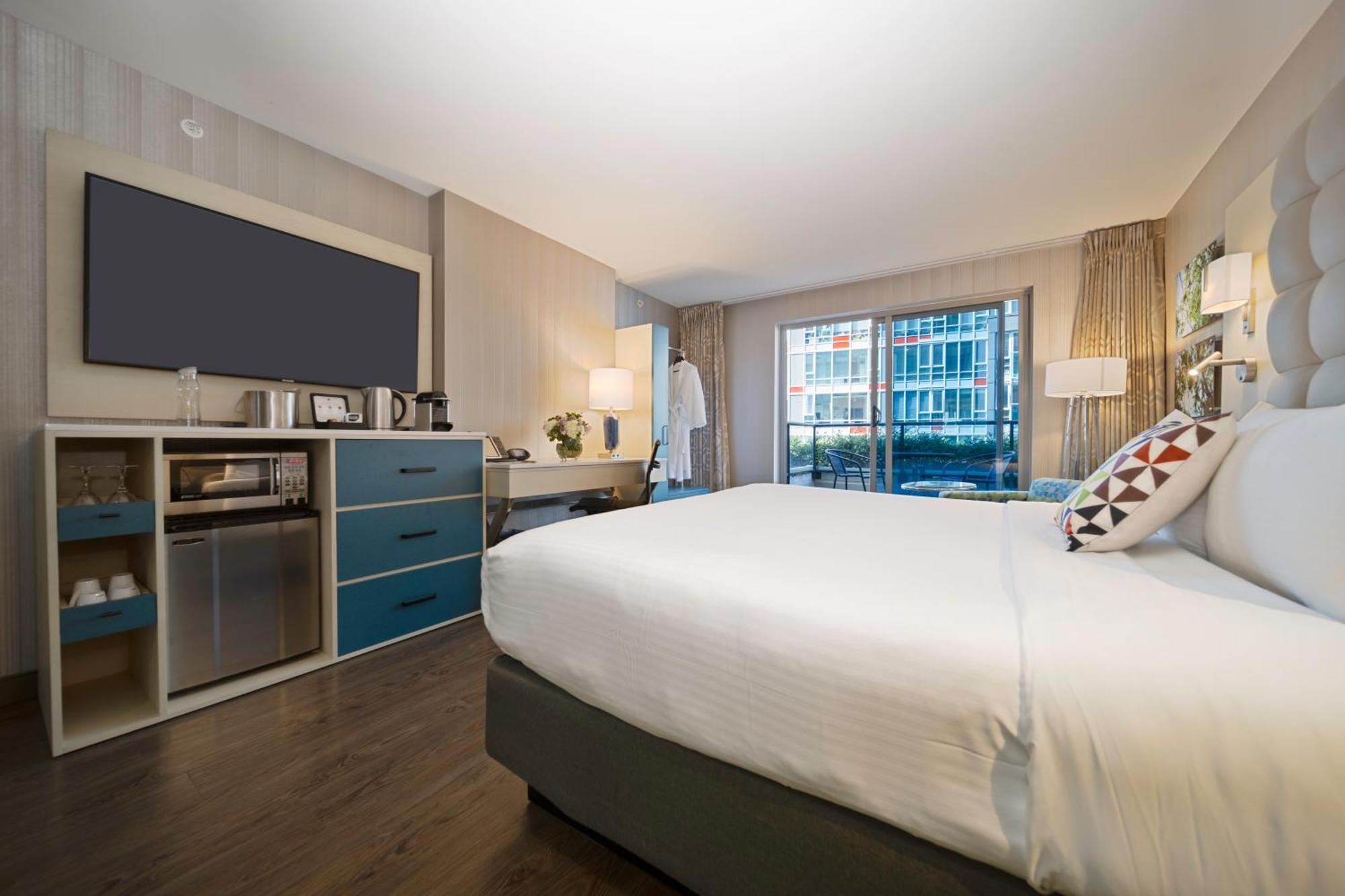 Deluxe King Room Balcony