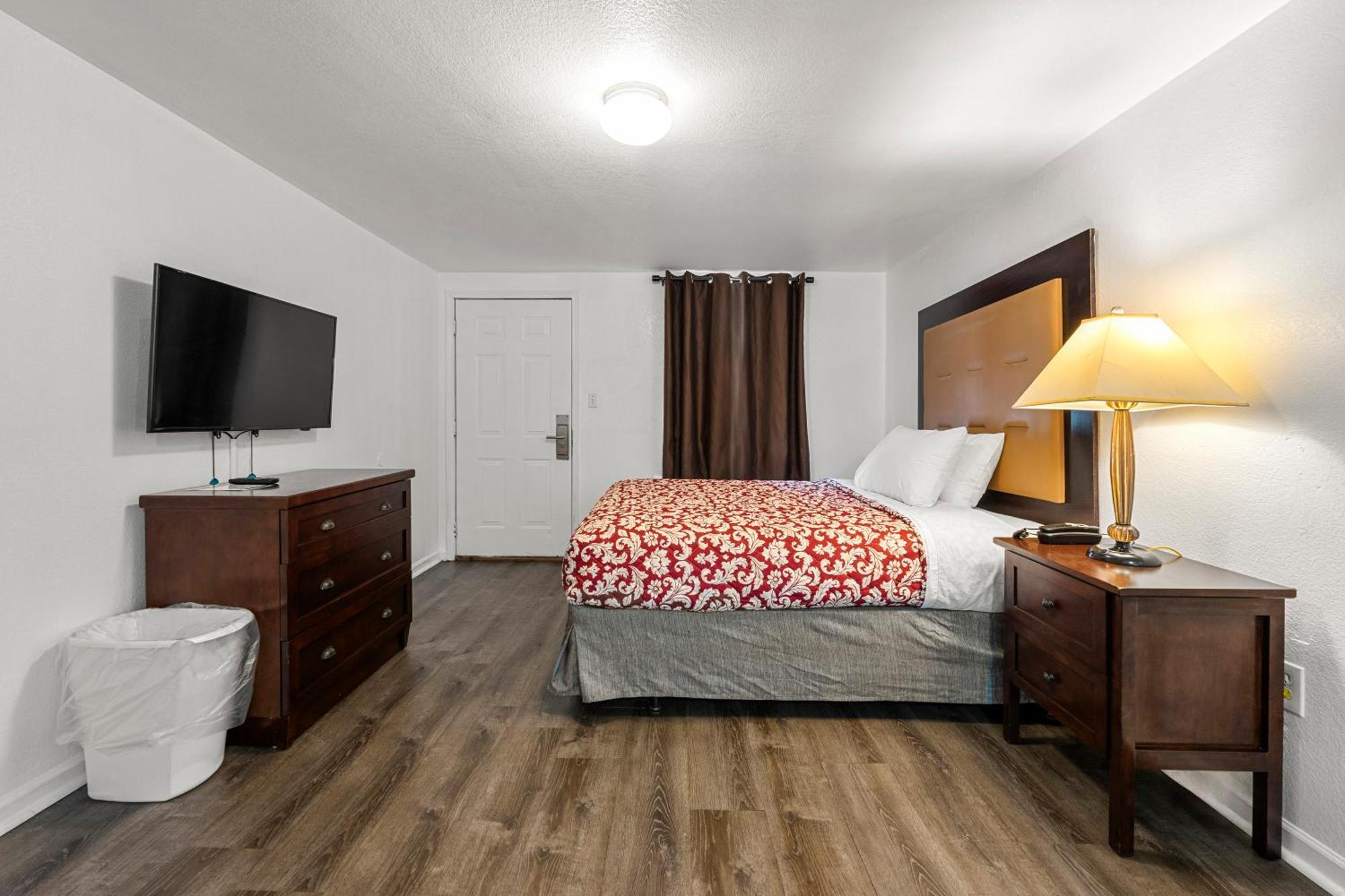 Single Room Bathroom