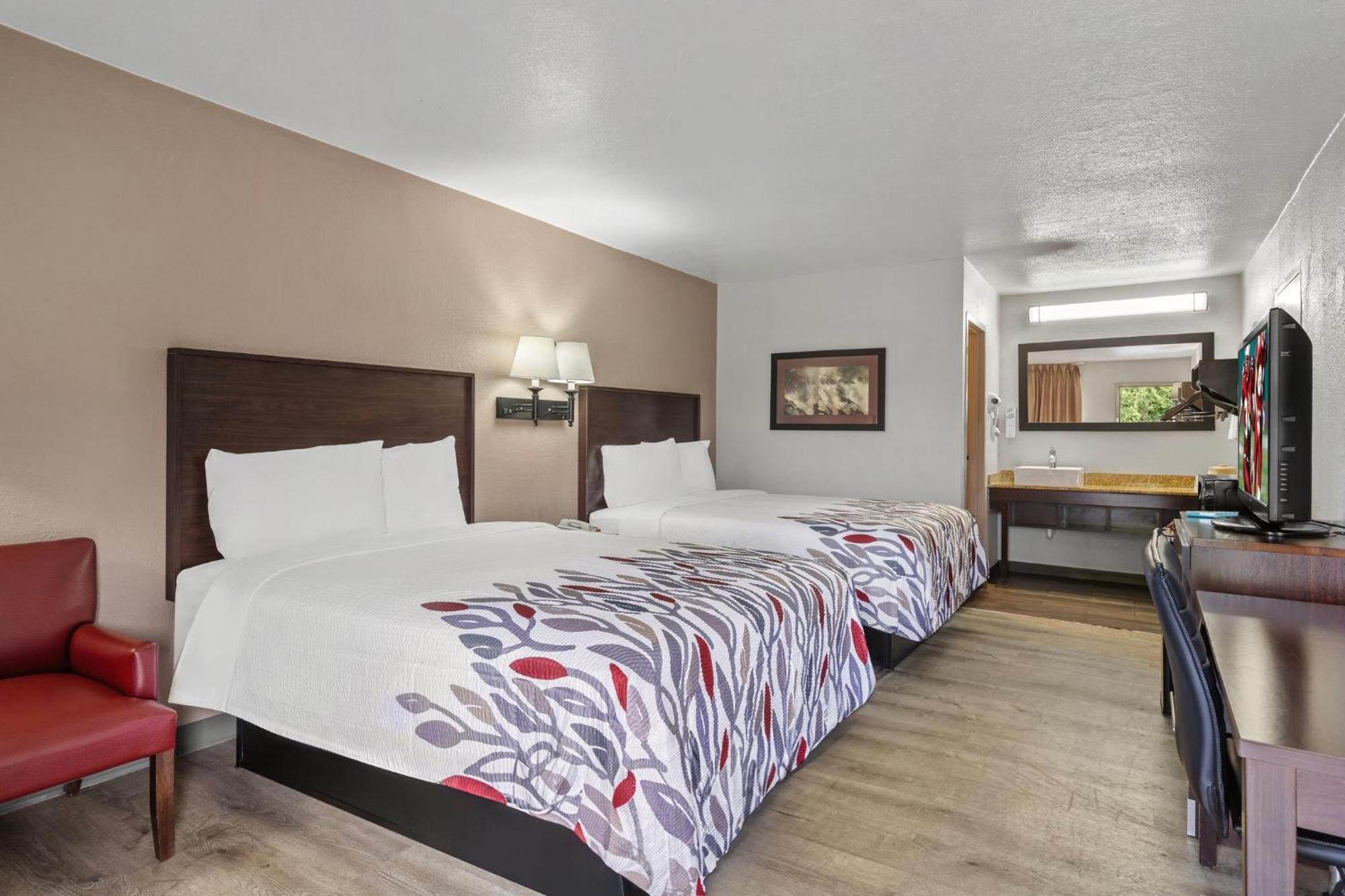 Deluxe Room with Two Queen Beds Non-Smoking