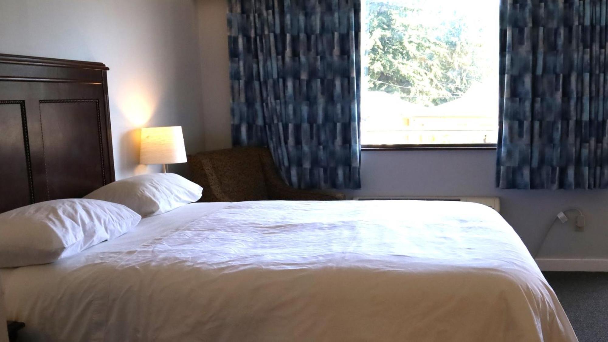 Deluxe Queen Room,1602971180:JPEG