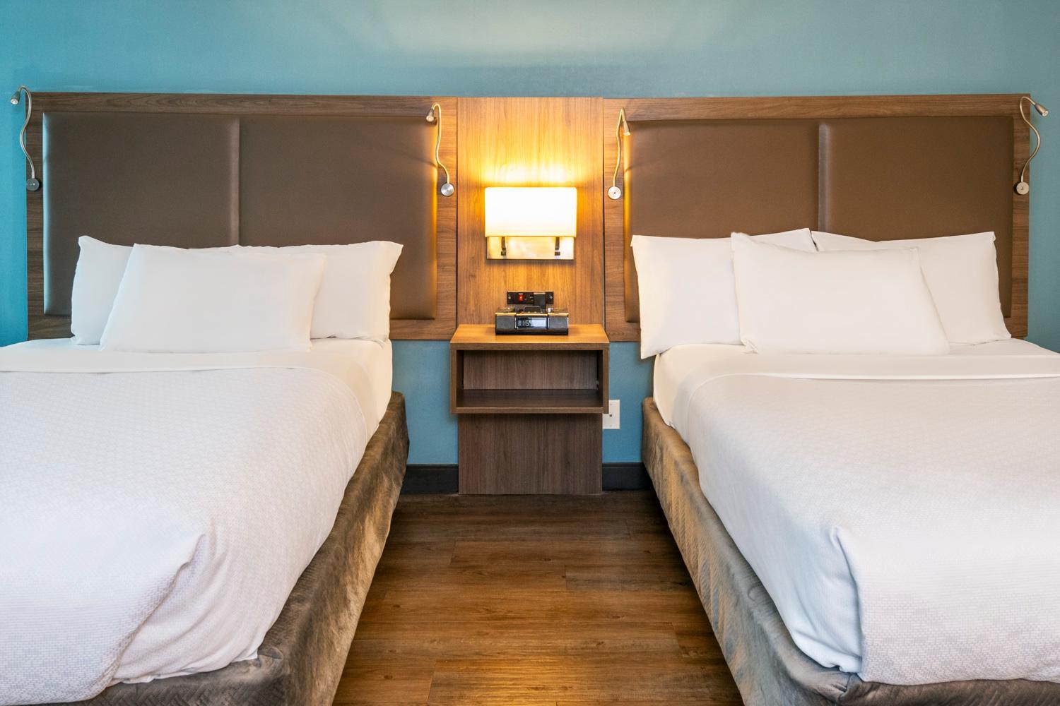 Vierbettzimmer mit 2 Queensize-Betten – Nichtraucher