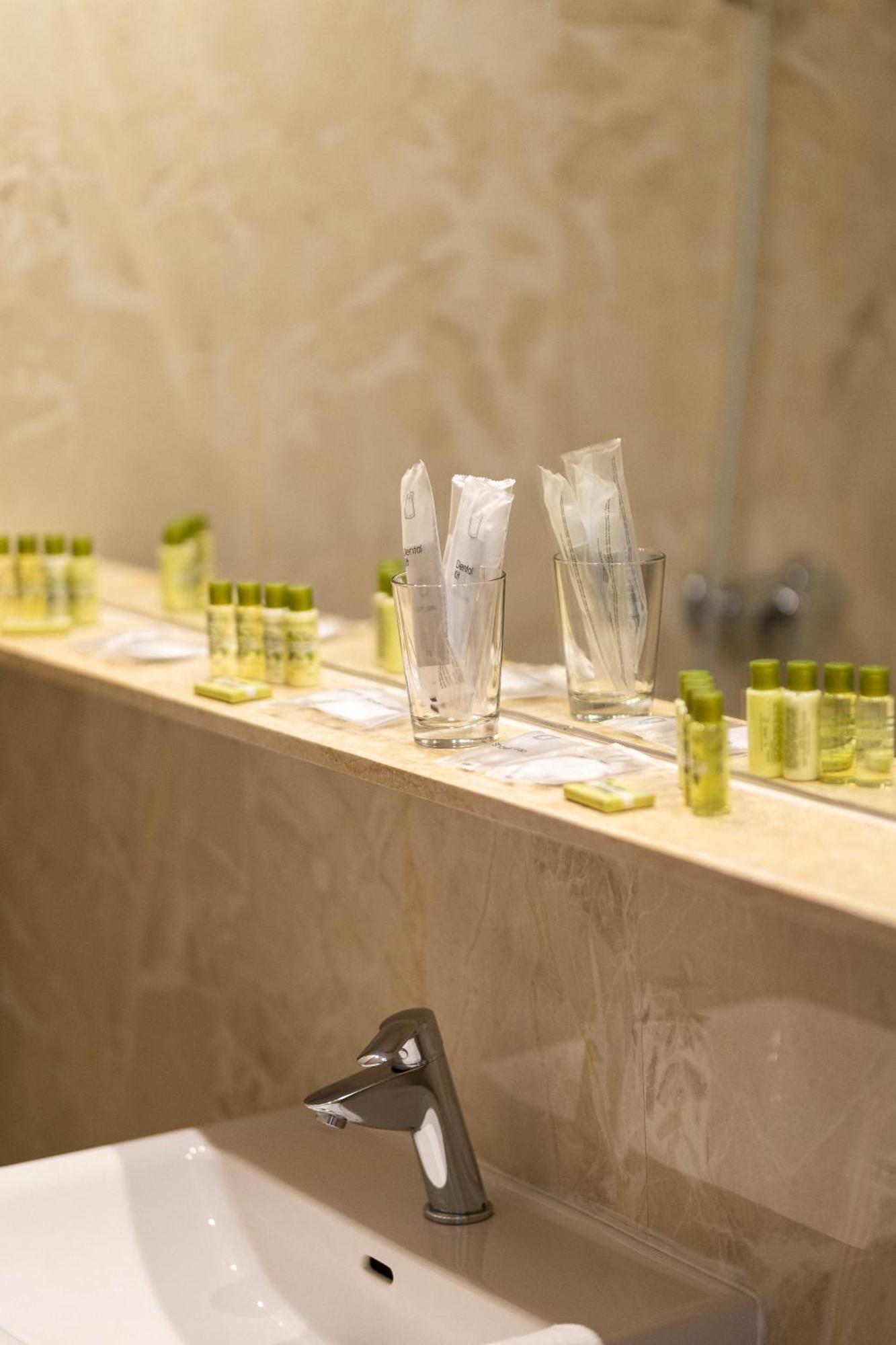Special Offer - Double or Twin Room,1604768644:JPEG