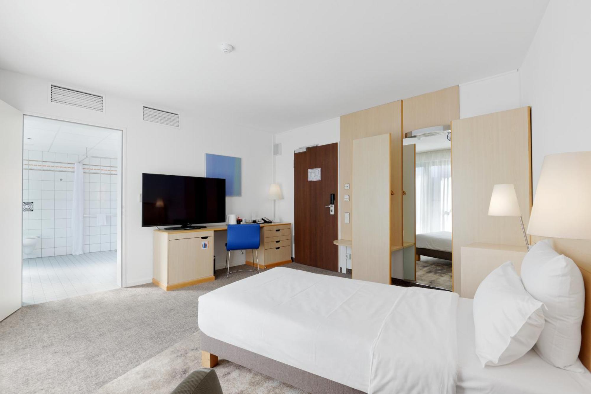 Chambre Simple Standard - Accessible aux Personnes à Mobilité Réduite