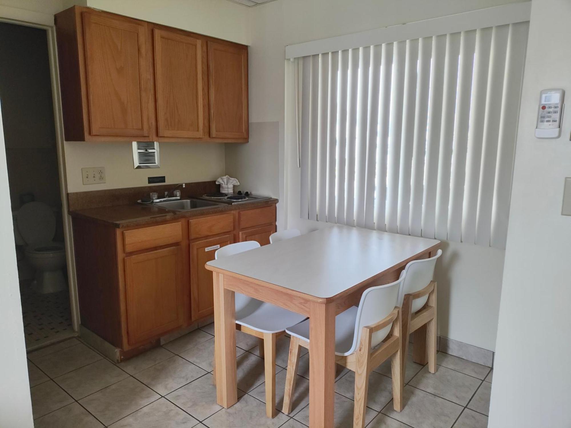 Two Room Efficiency Type 4,1613693777:JPEG