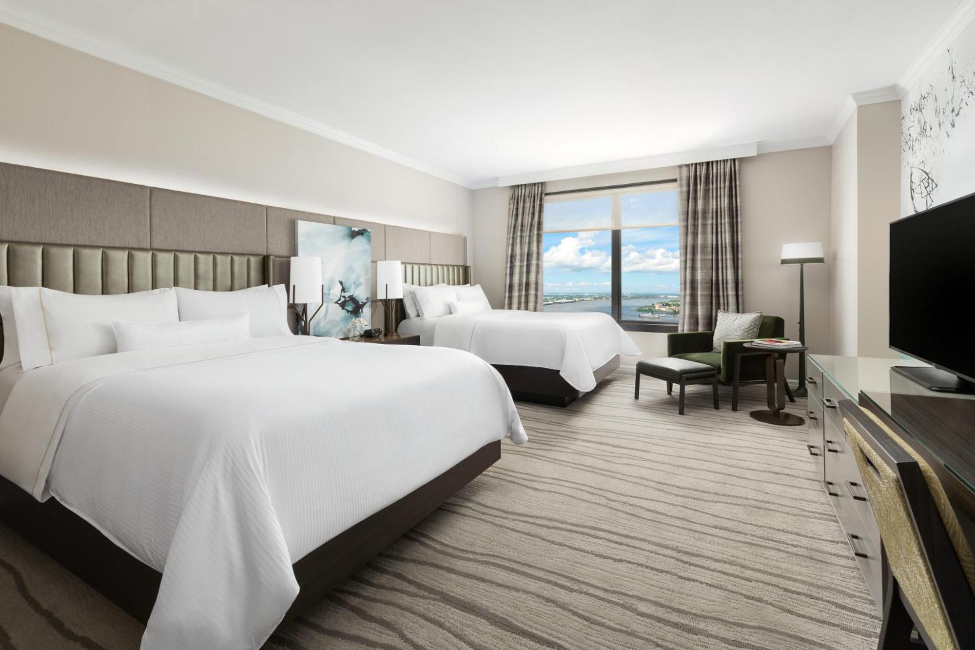 Deluxe Queen Room Two Queen Beds River View