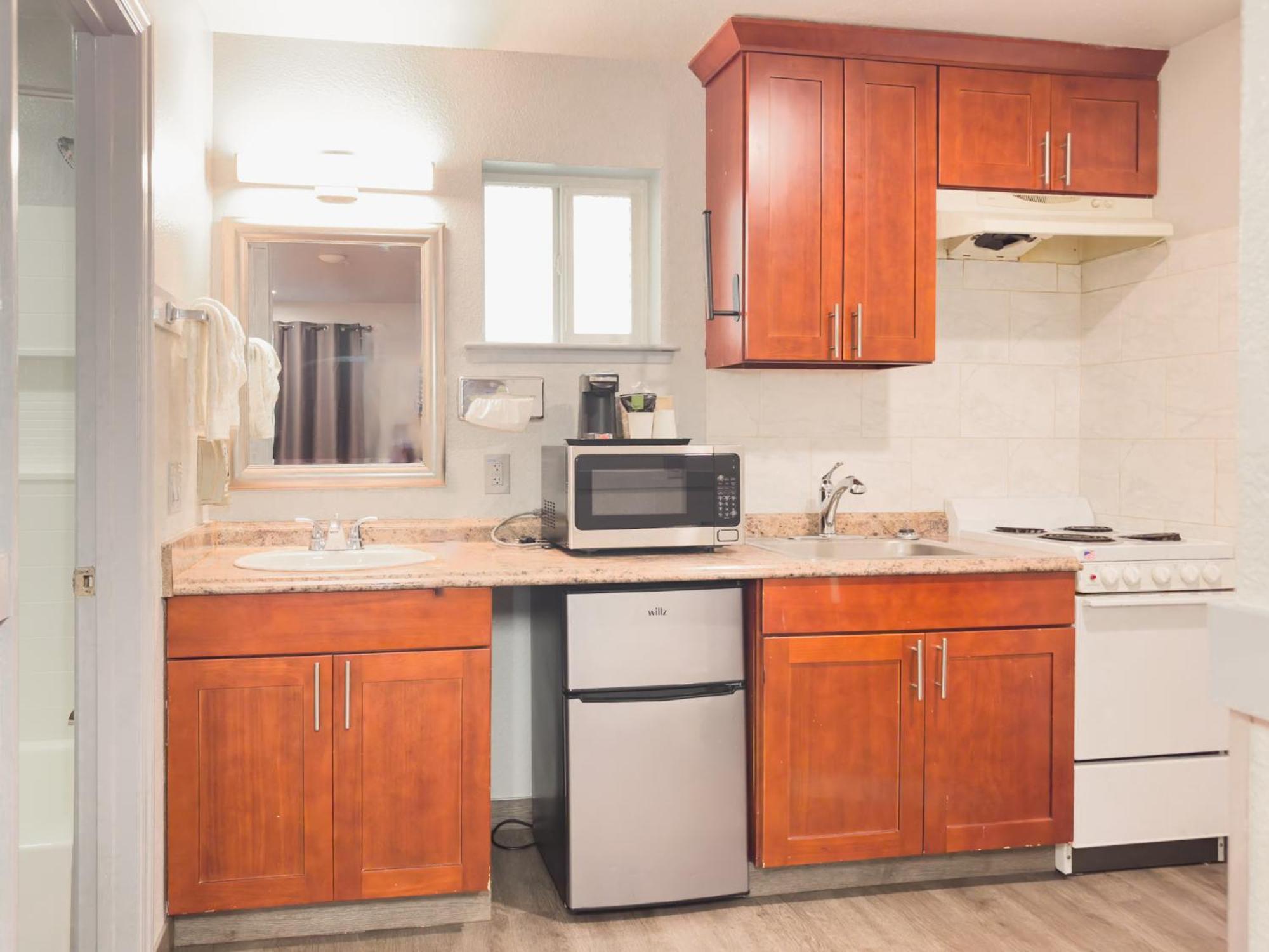 Double or Twin Room with Balcony
