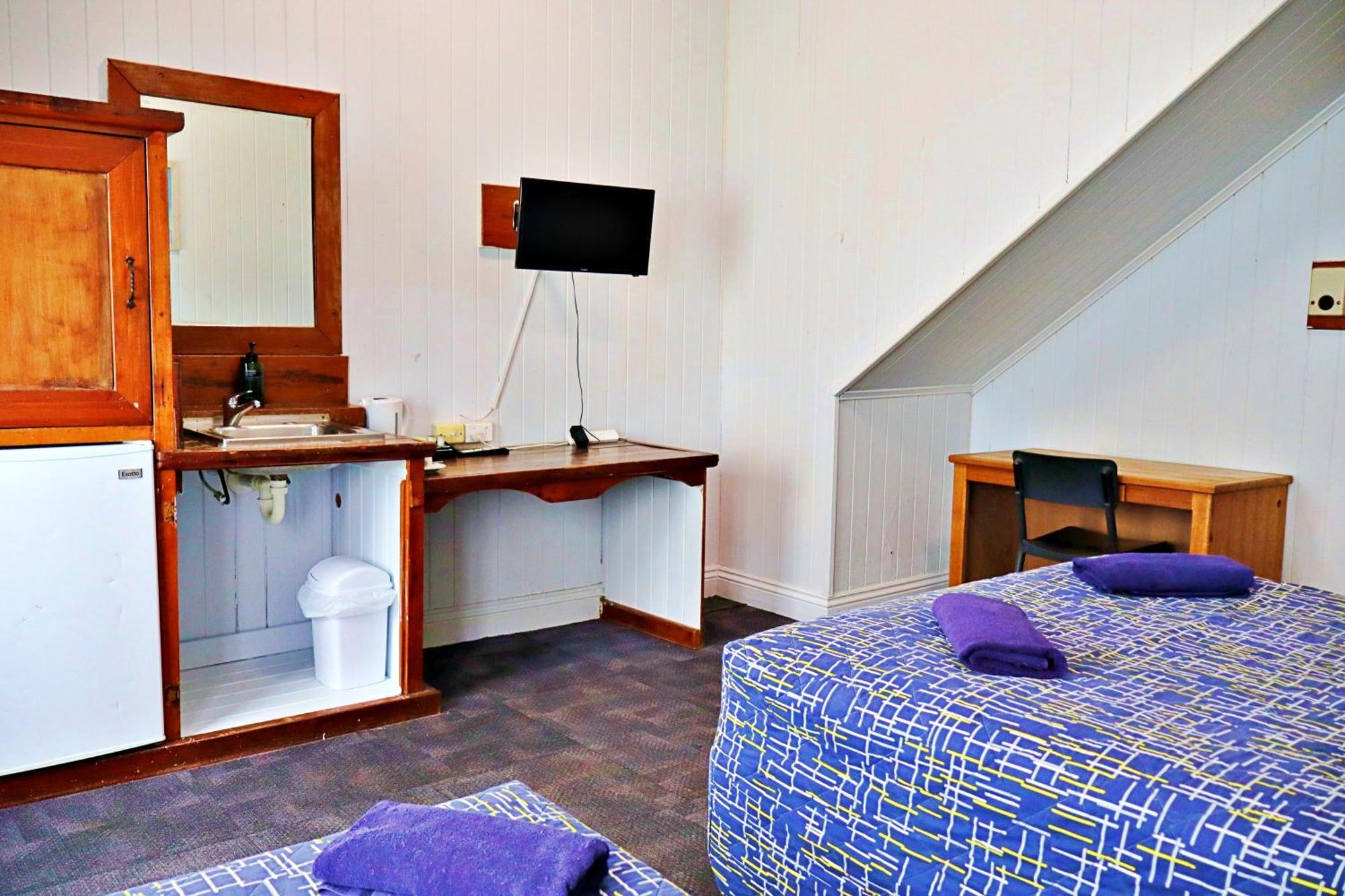 Basic Triple Room with Shared Bathroom,1626365148:JPEG
