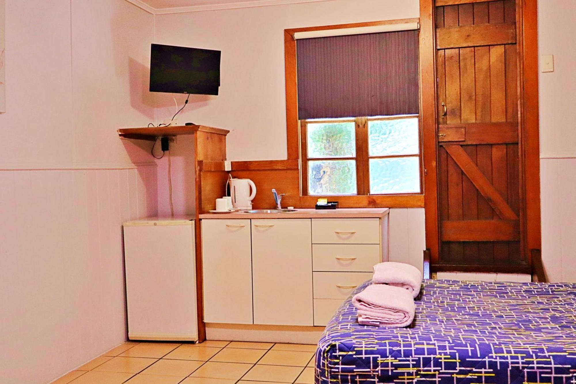 Basic Double Room with Shared Bathroom,1626365169:JPEG