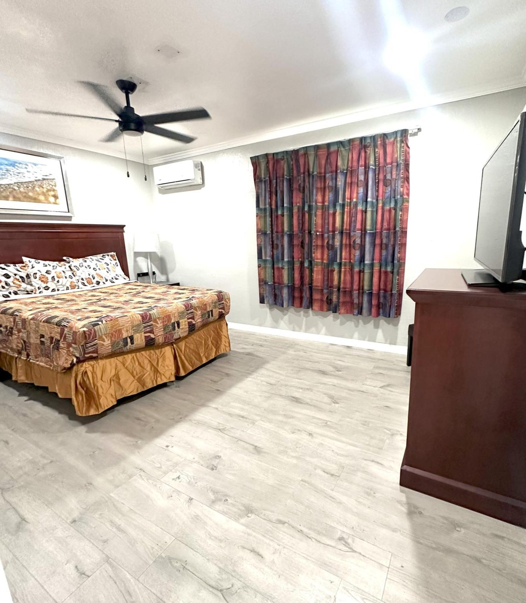 Two Bedroom Apartment Non-Smoking,1627935558:JPEG