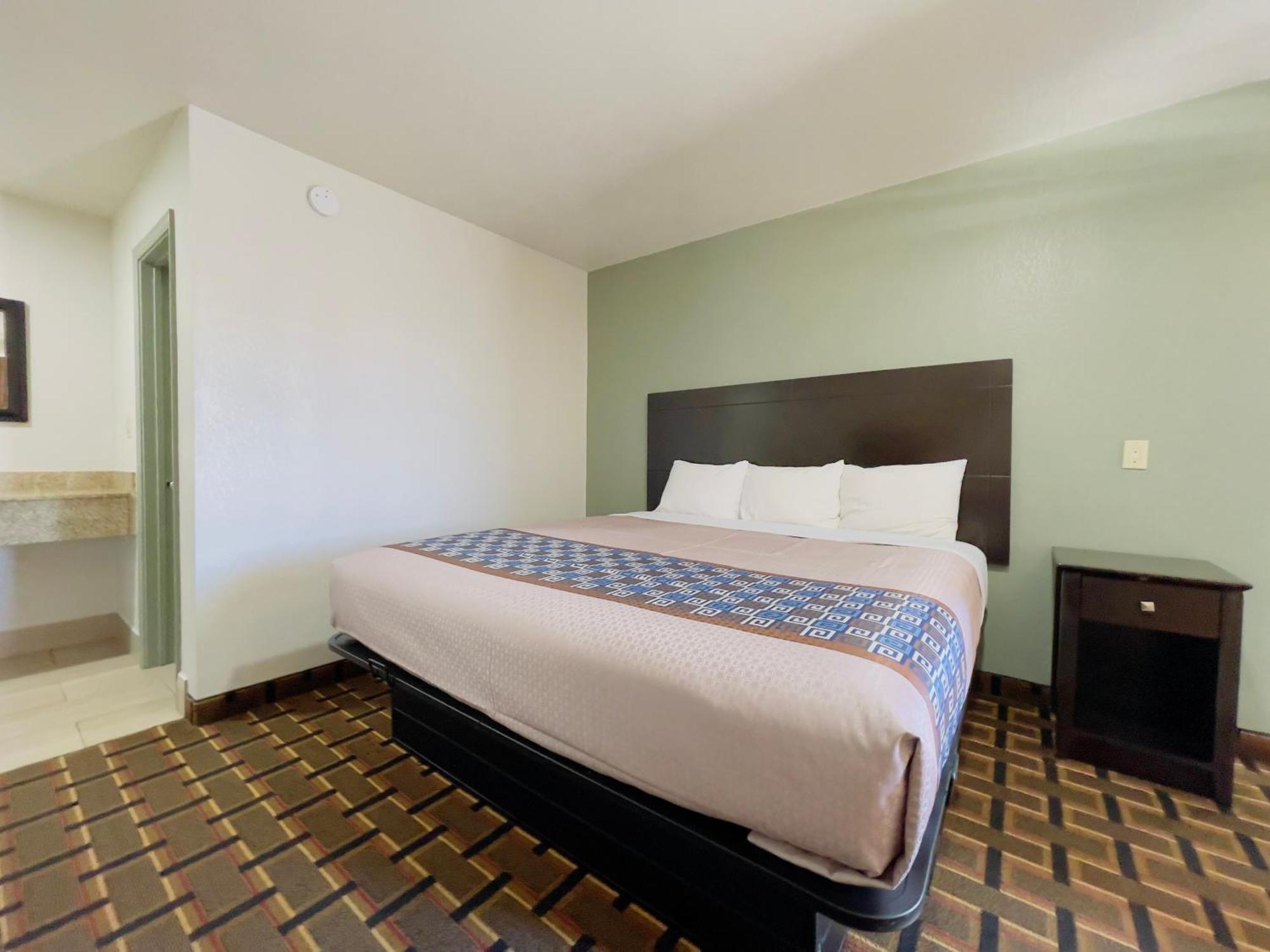 Superior King Room,1630961570:JPEG