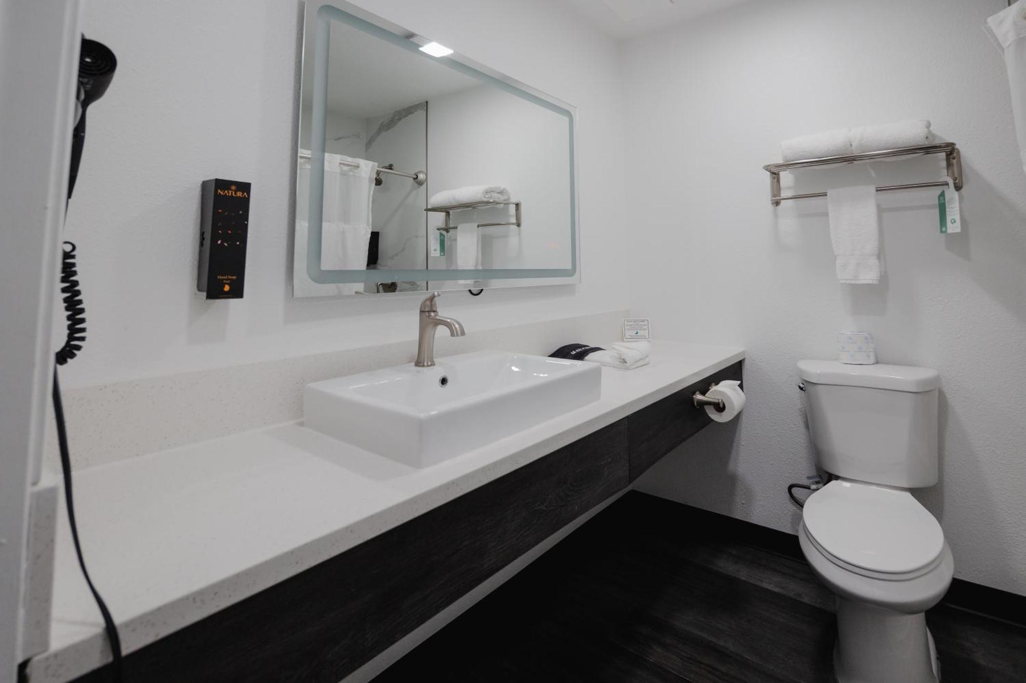 Standard King Room