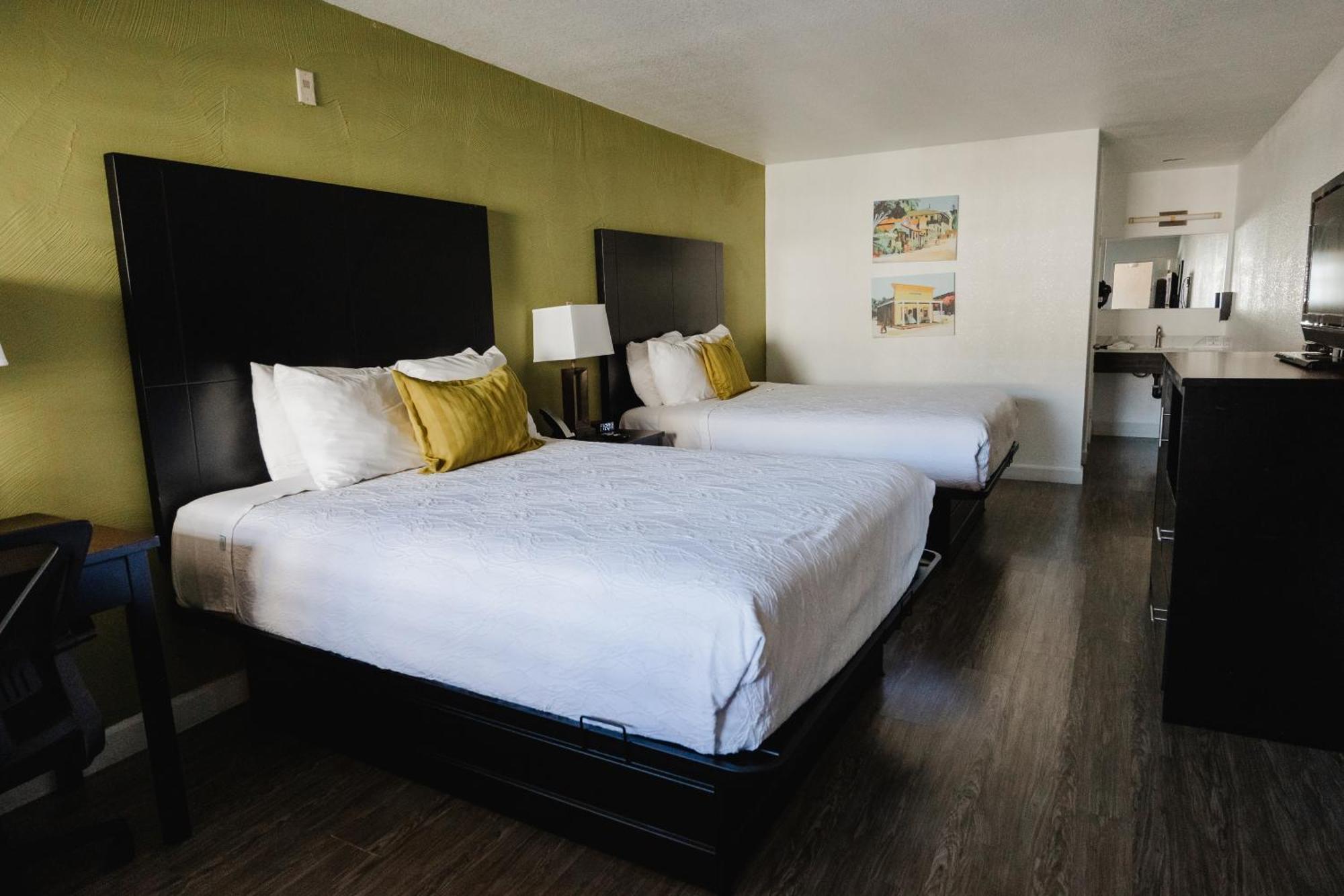 Queen Room Two Queen Beds