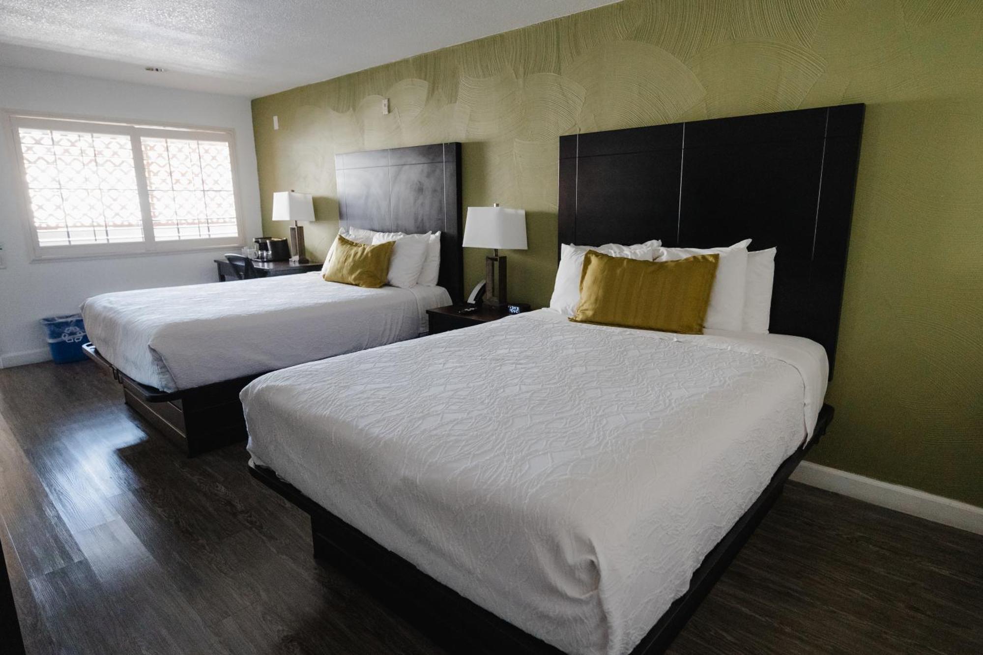 Queen Room Two Queen Beds