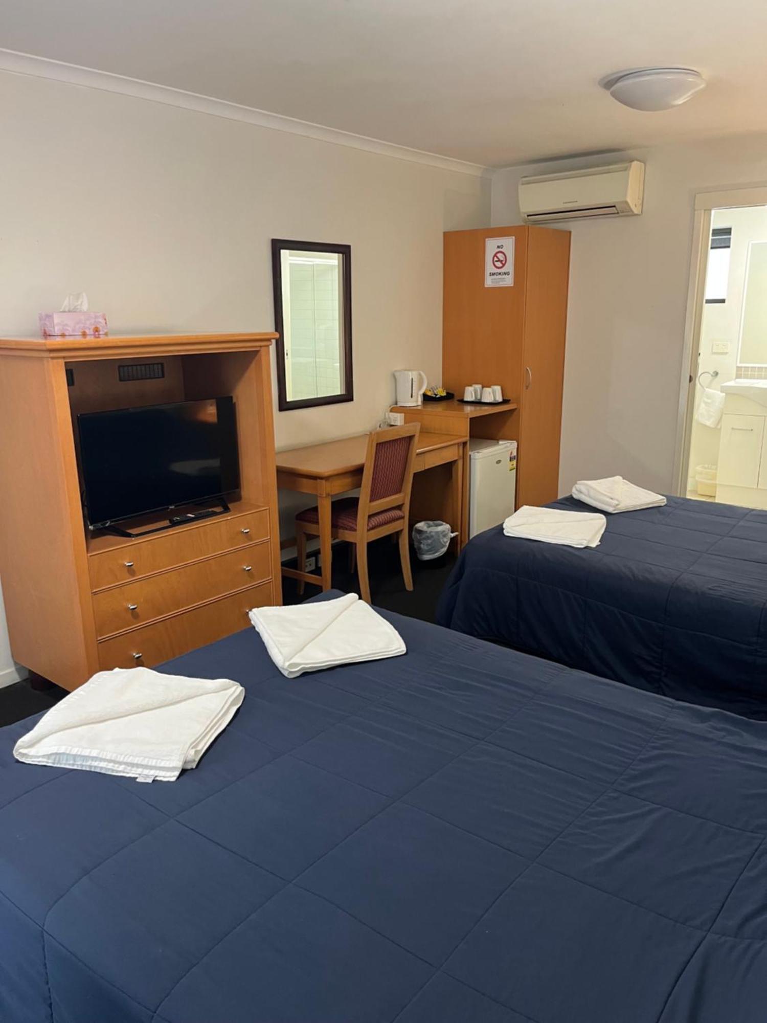 Double Double Room,1642974954:JPEG