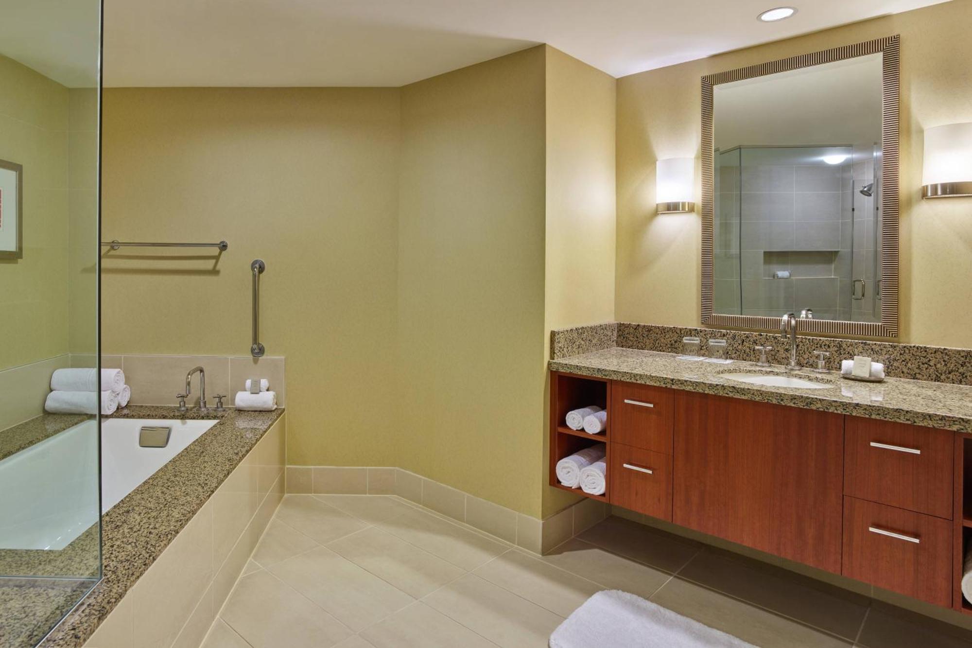 Suíte Deluxe com 1 Quarto, 1 Cama King-size e Vista da Las Vegas Strip