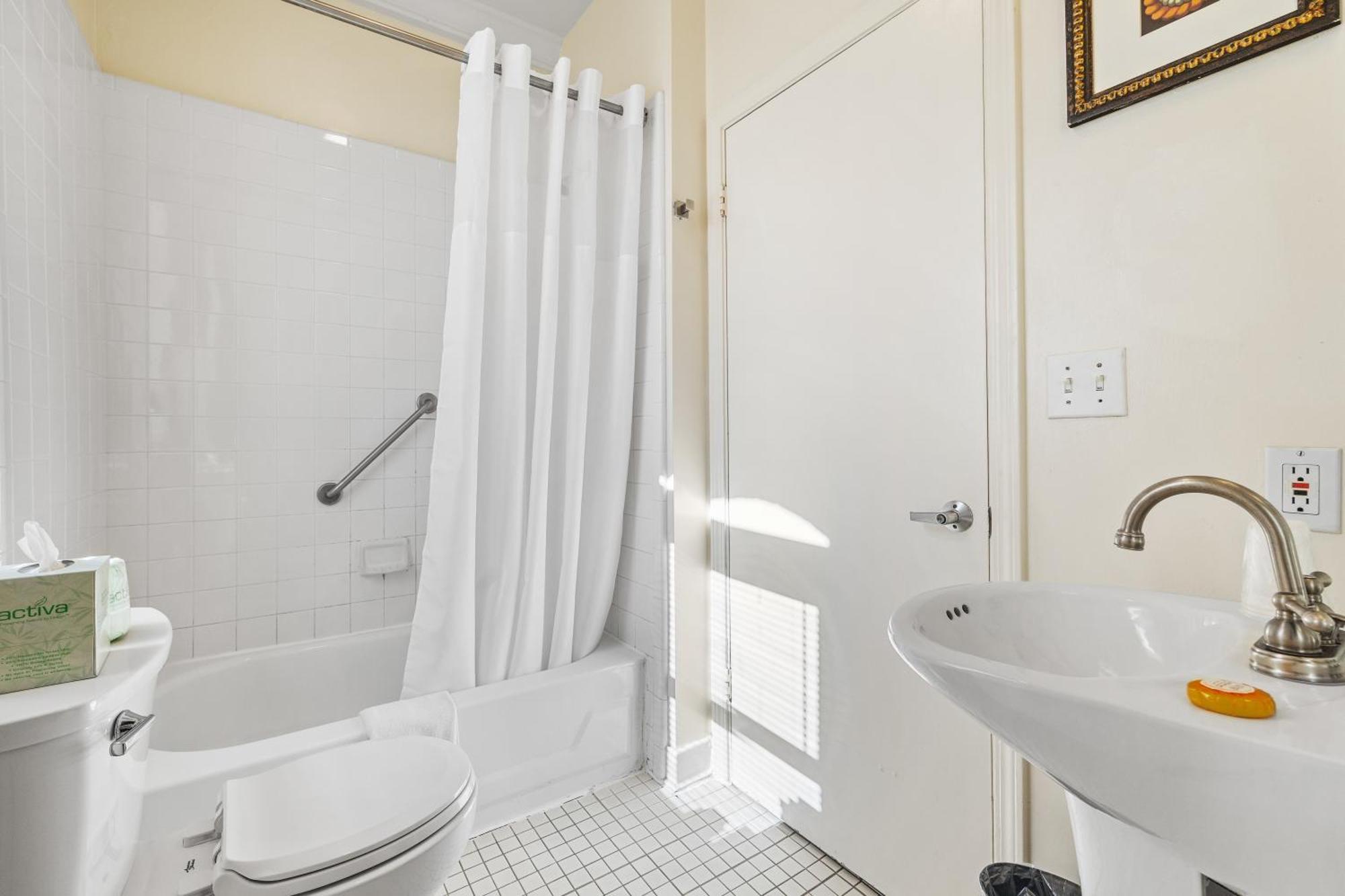 Double Room with Two Double Beds,1646890778:JPEG
