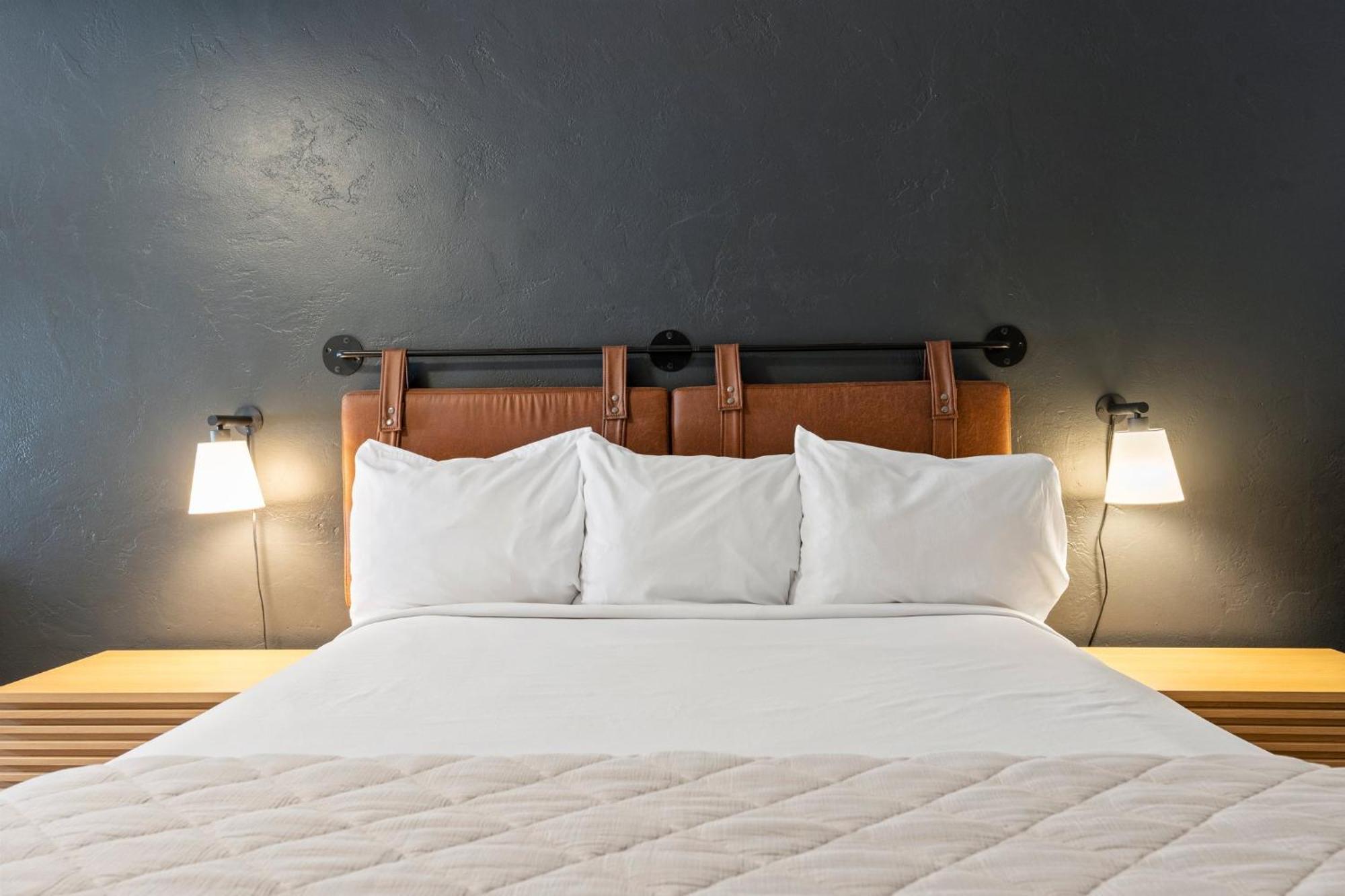 Chambre Lit Queen-Size - Non-Fumeurs