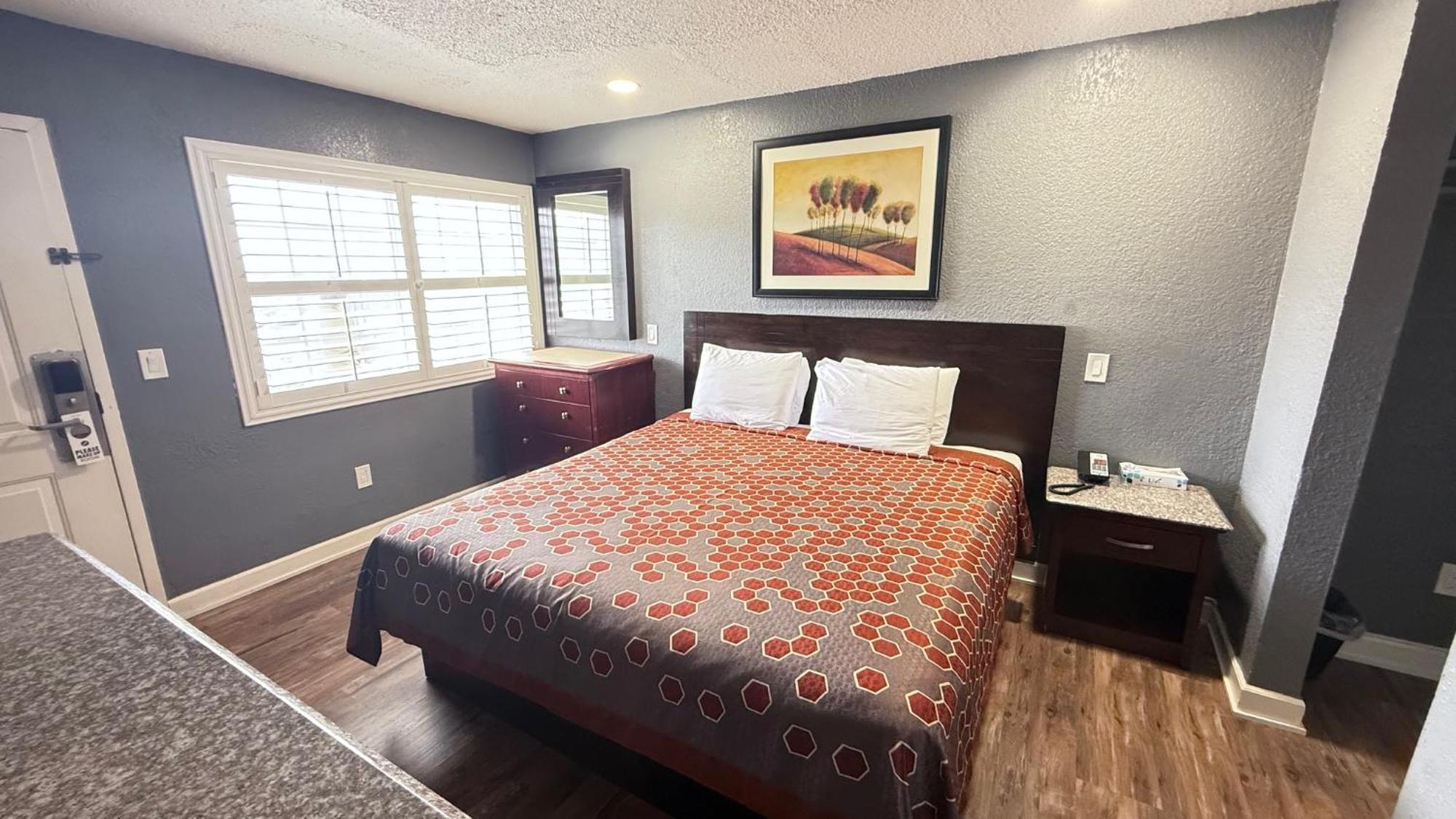 King Room