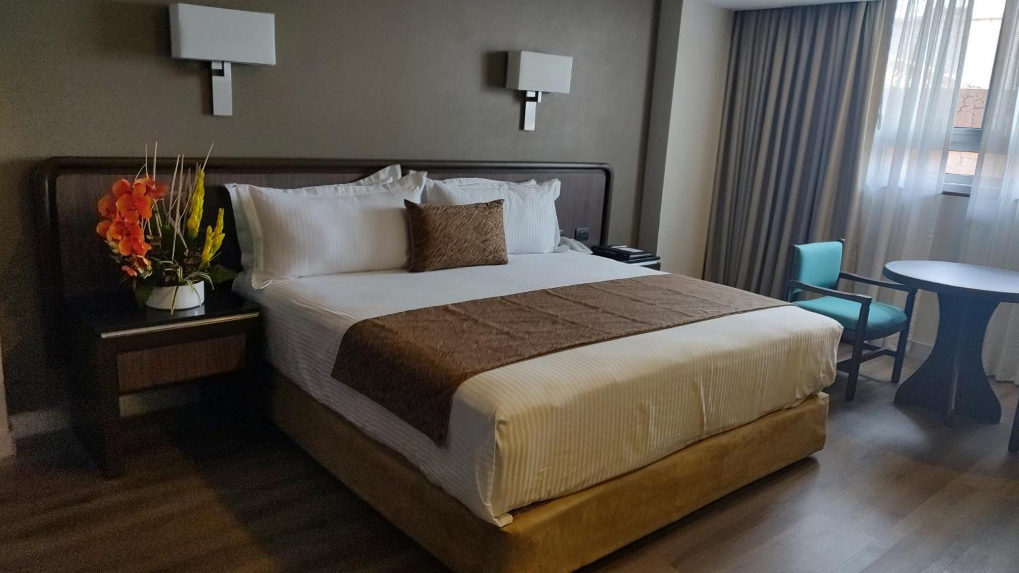 Superior Queen Room