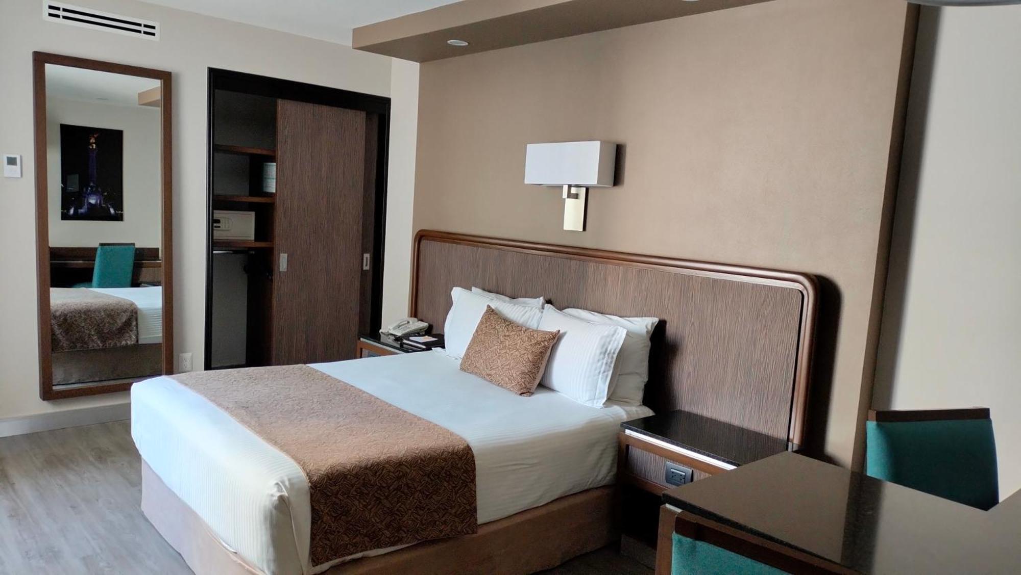 Superior Queen Room