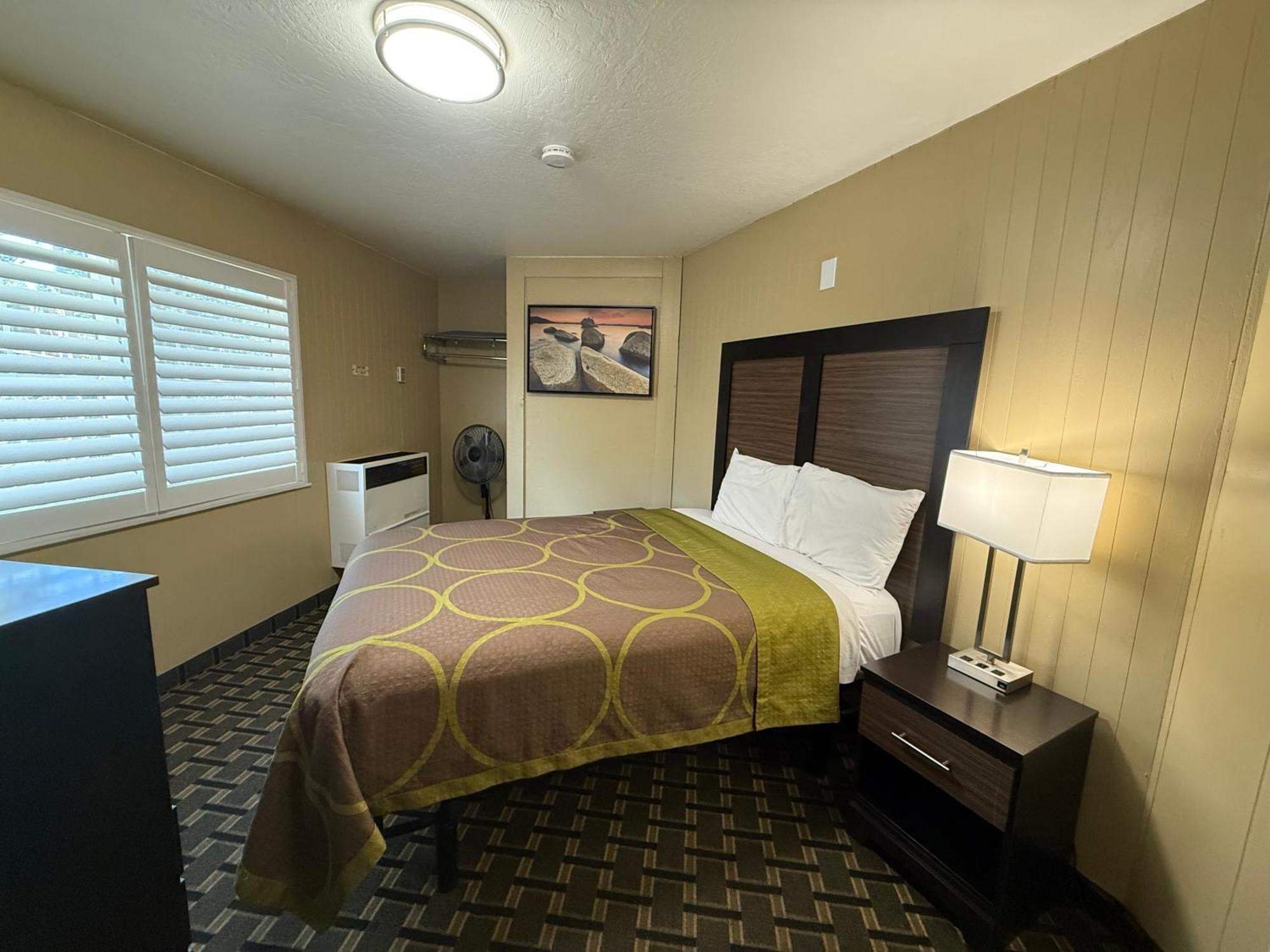 Queen Room