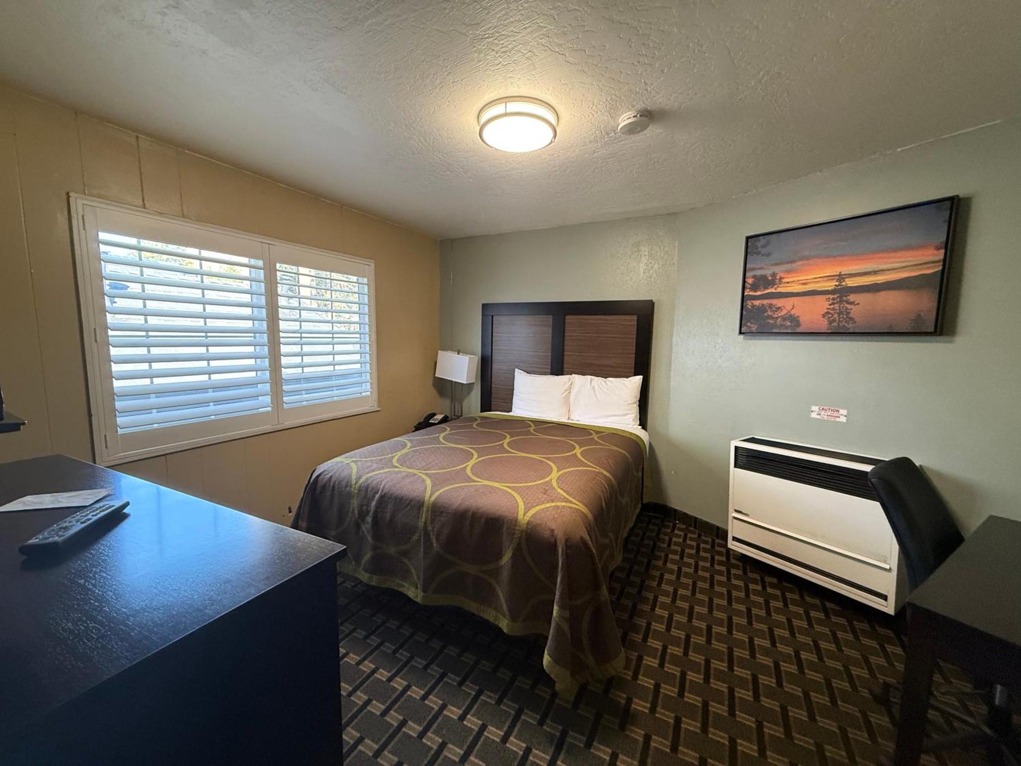 Queen Room