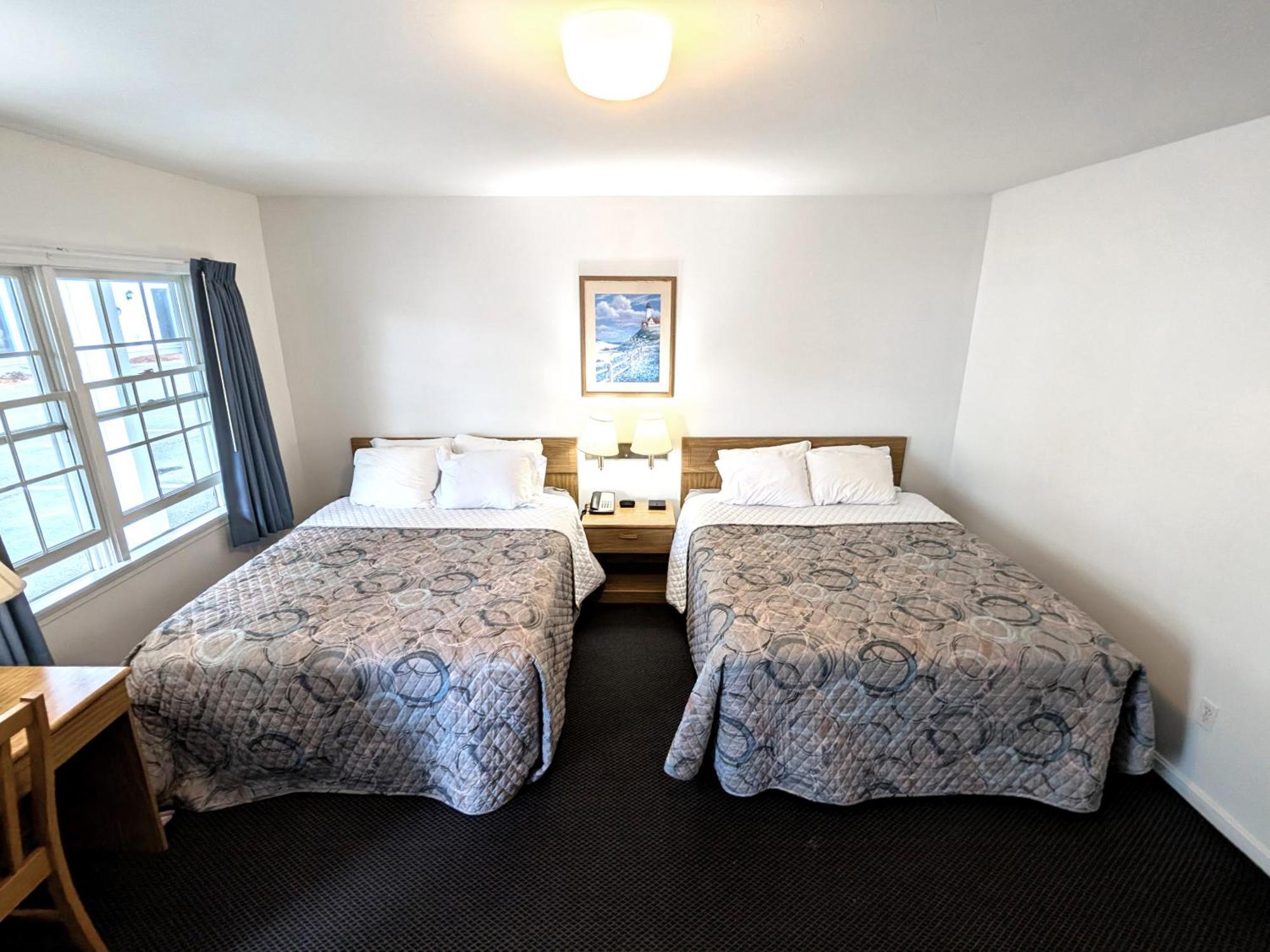 Queen Room Two Queen Beds