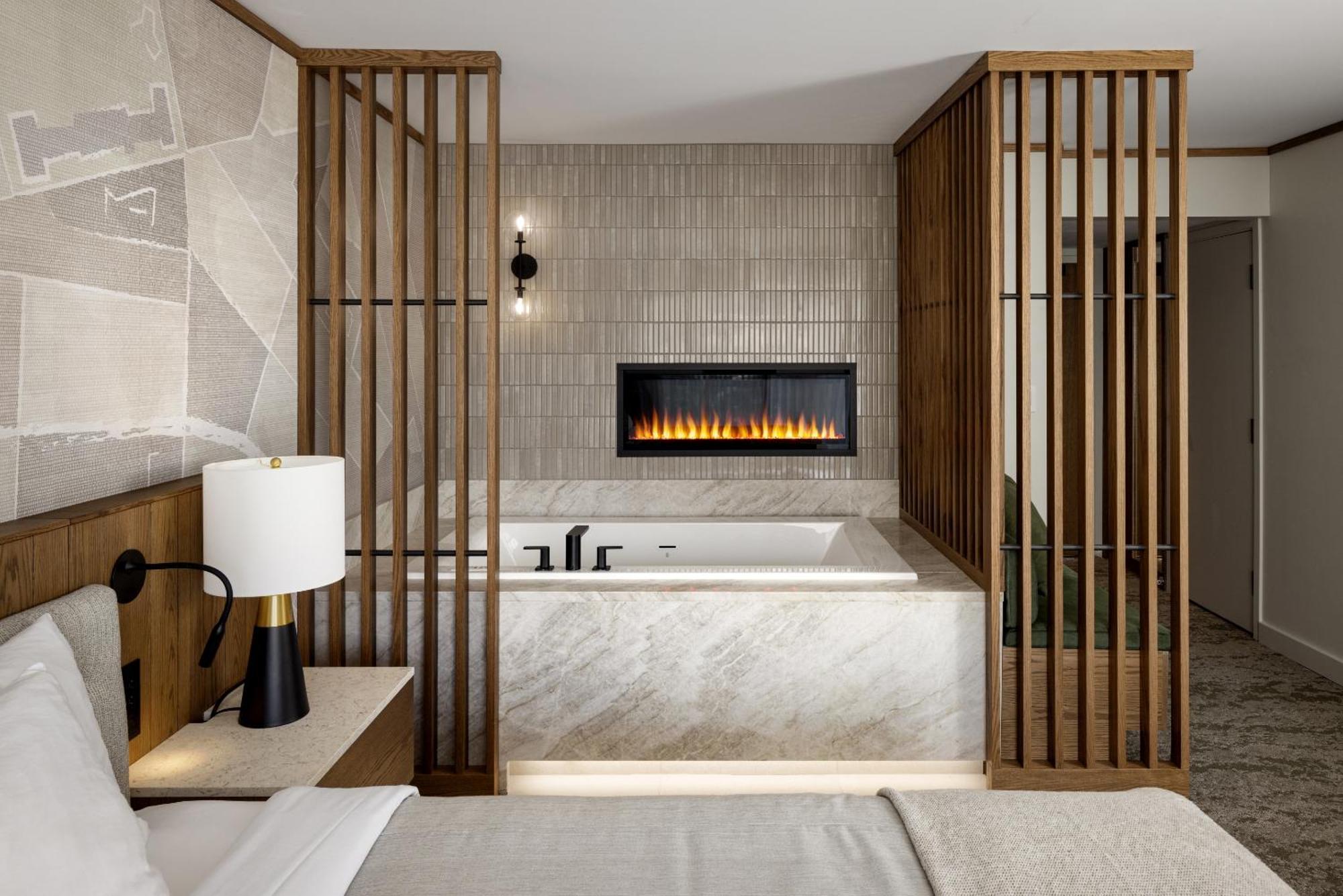 Deluxe King Room Jacuzzi