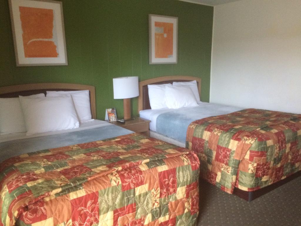 Non-Smoking Queen Room with Two Queen Beds