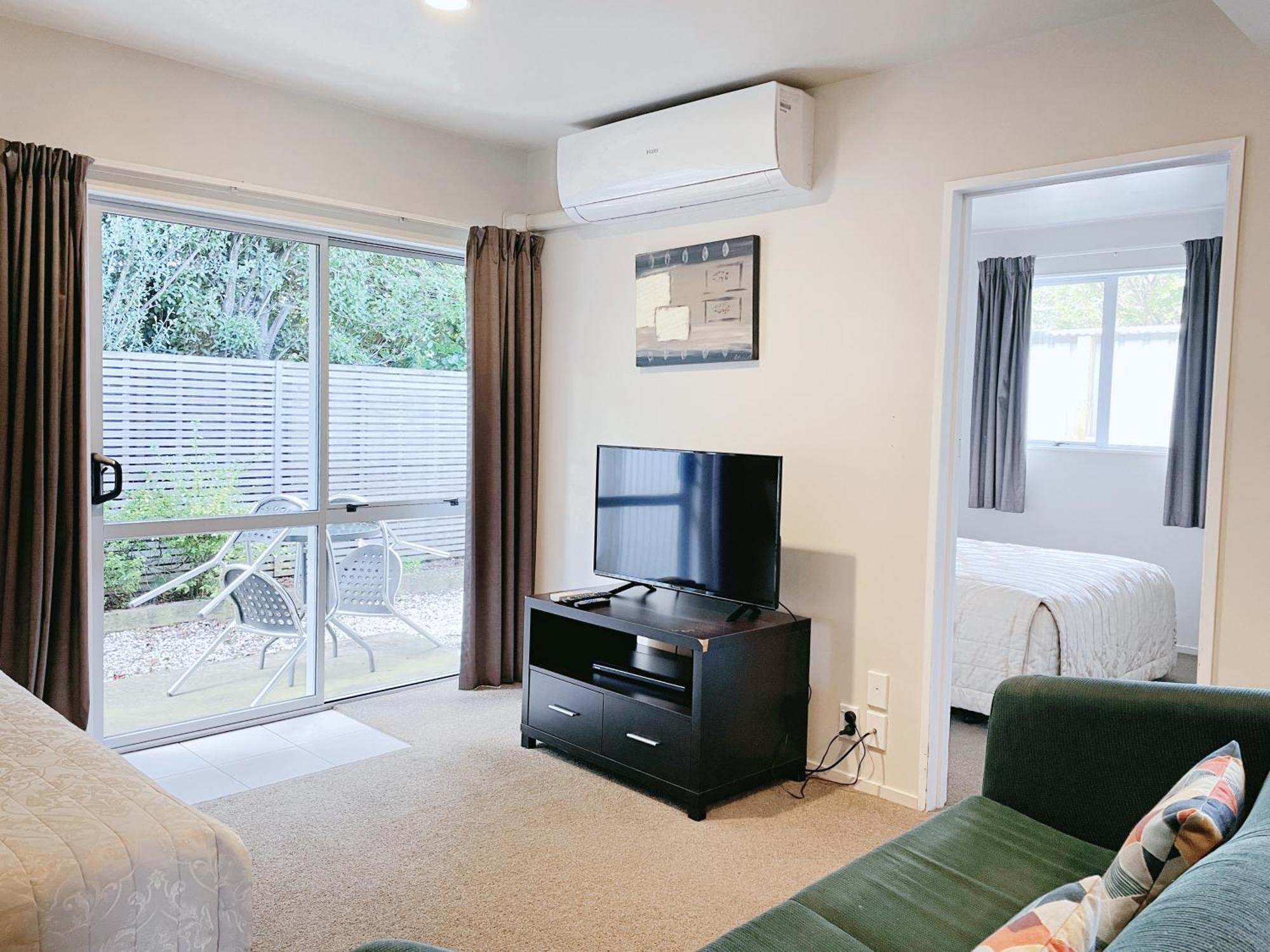 One-Bedroom Apartment,1696622583:JPEG