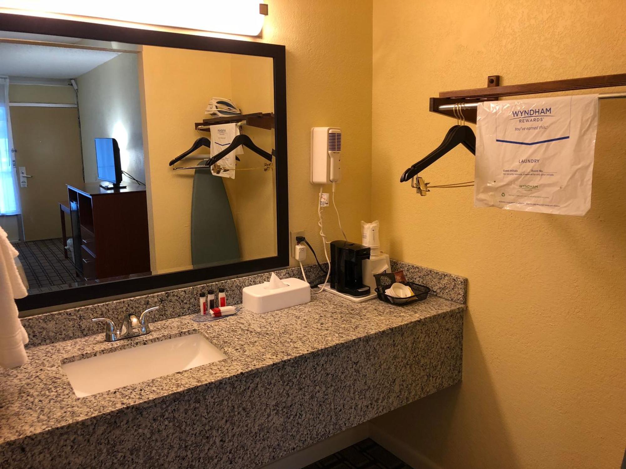 Double Room Two Double Beds First Floor or Smoking,1218403663:JPEG
