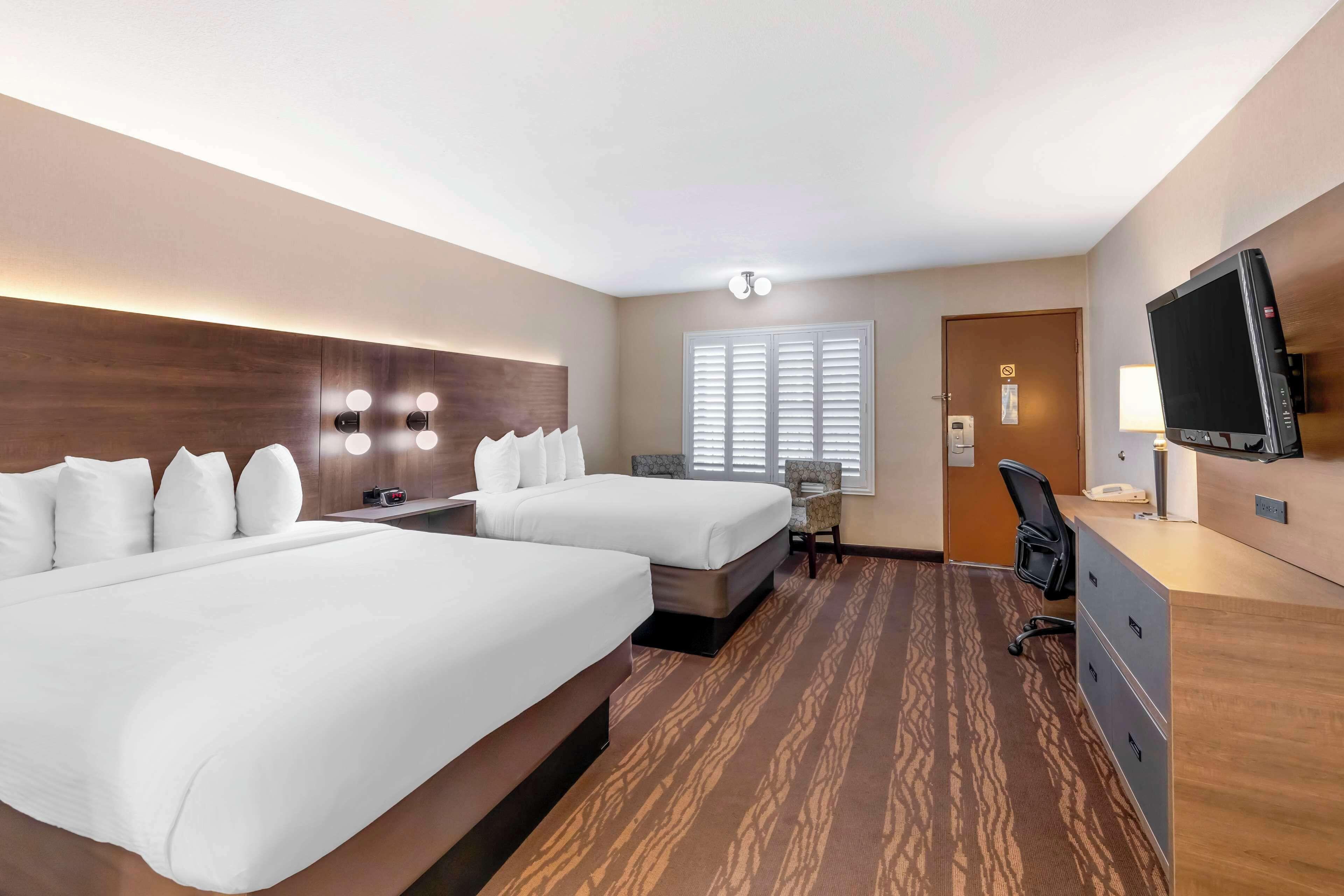 Habitación con 2 camas grandes - Planta superior - No fumadores