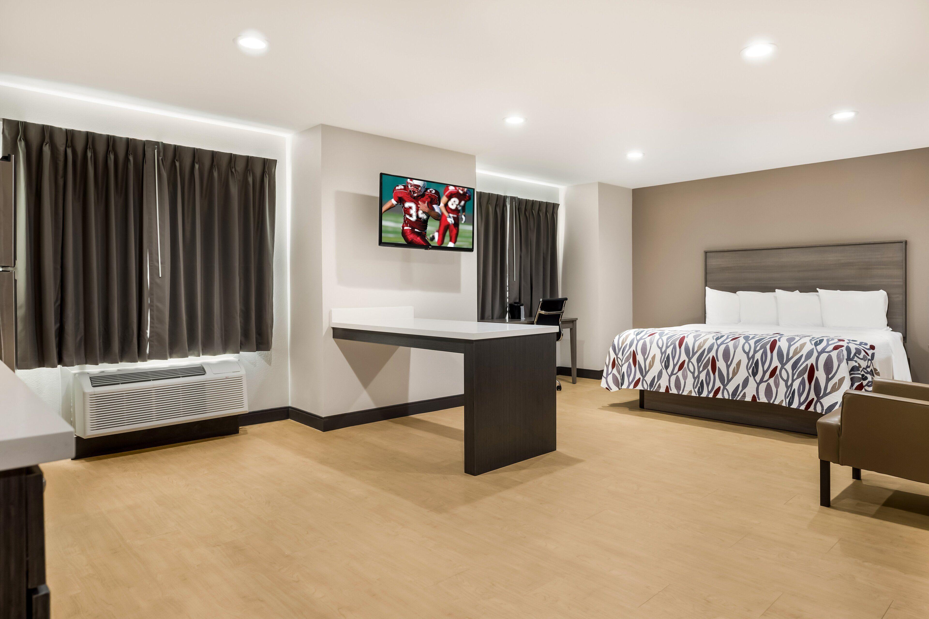 Deluxe King Room with Kitchen Non-Smoking,1709507783:JPEG