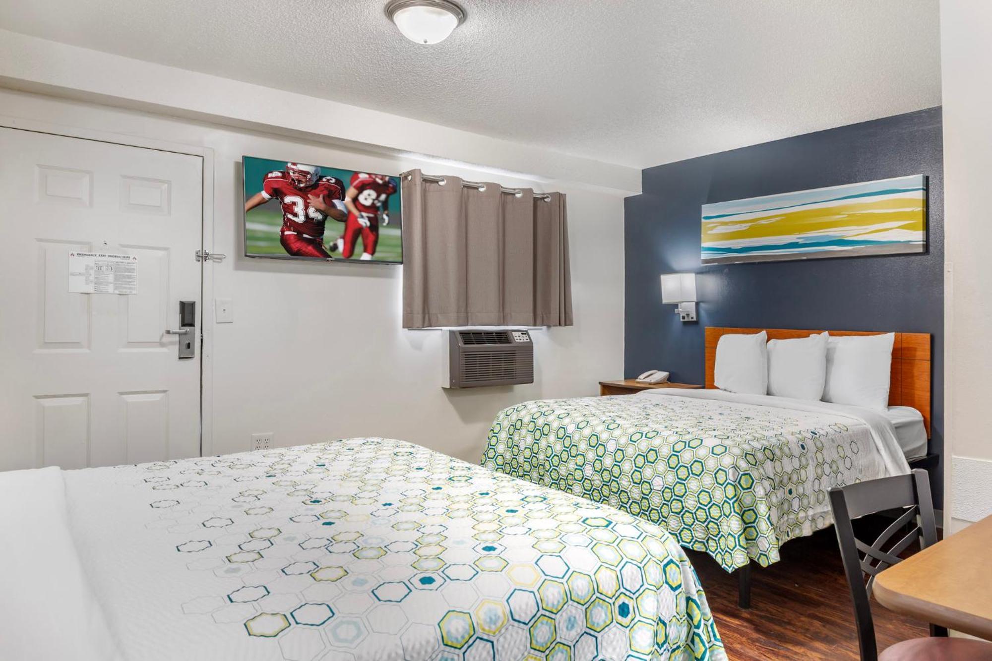 Studio Room Two Queen Beds Non-Smoking