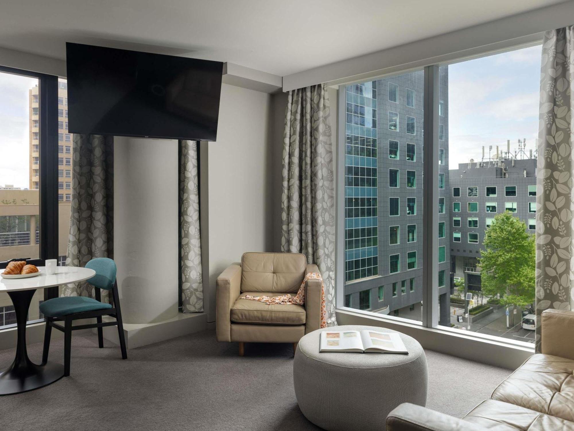 One Bedroom Deluxe Suite,1717032655:JPEG