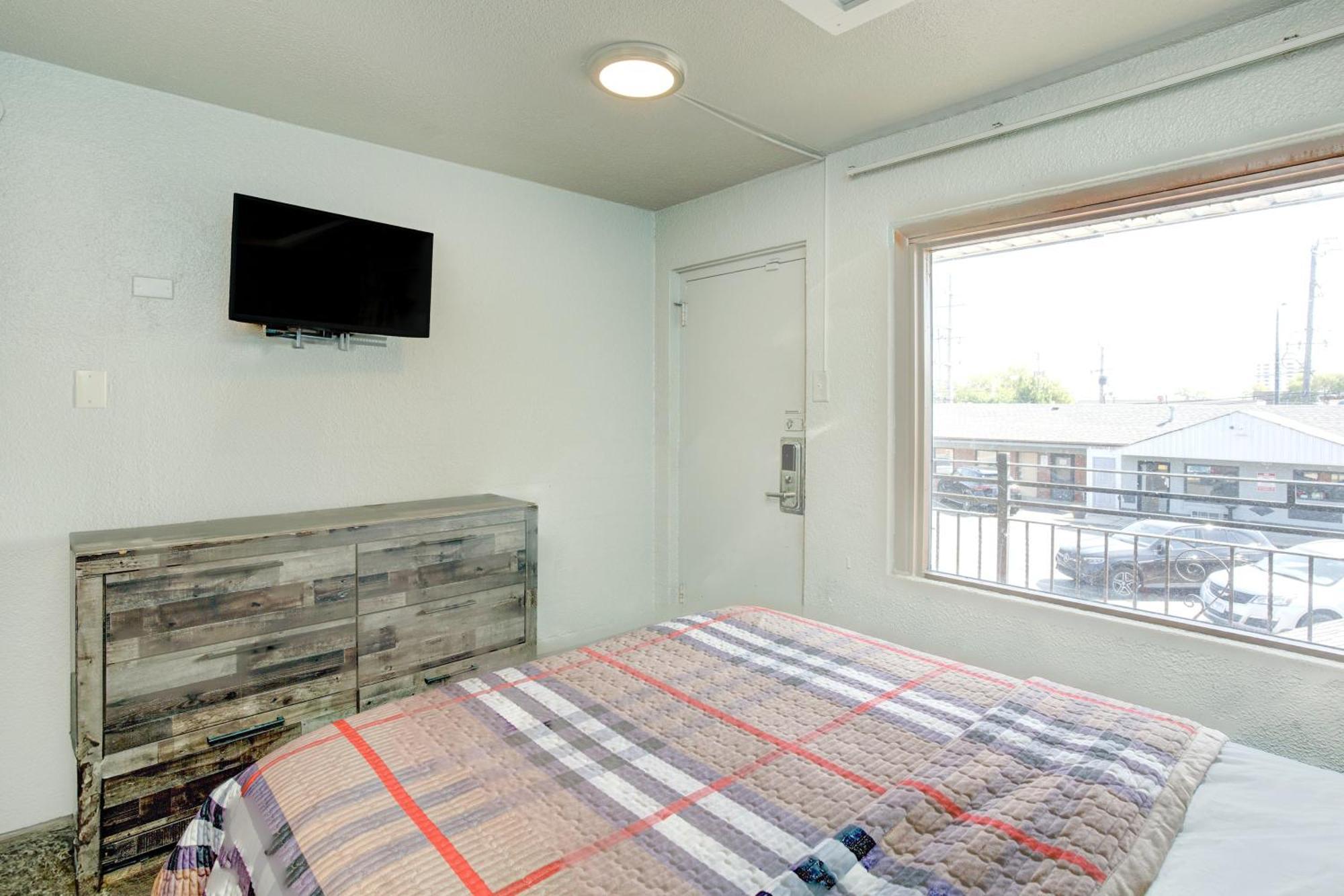 Quarto com Cama Queen-size para Não Fumantes