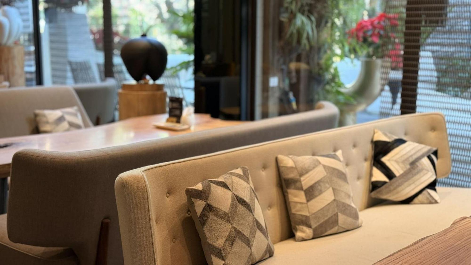 Suite junto a la piscina