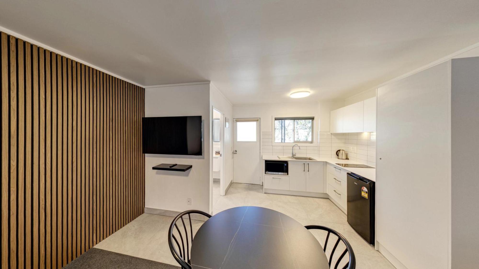 Basic Triple Room