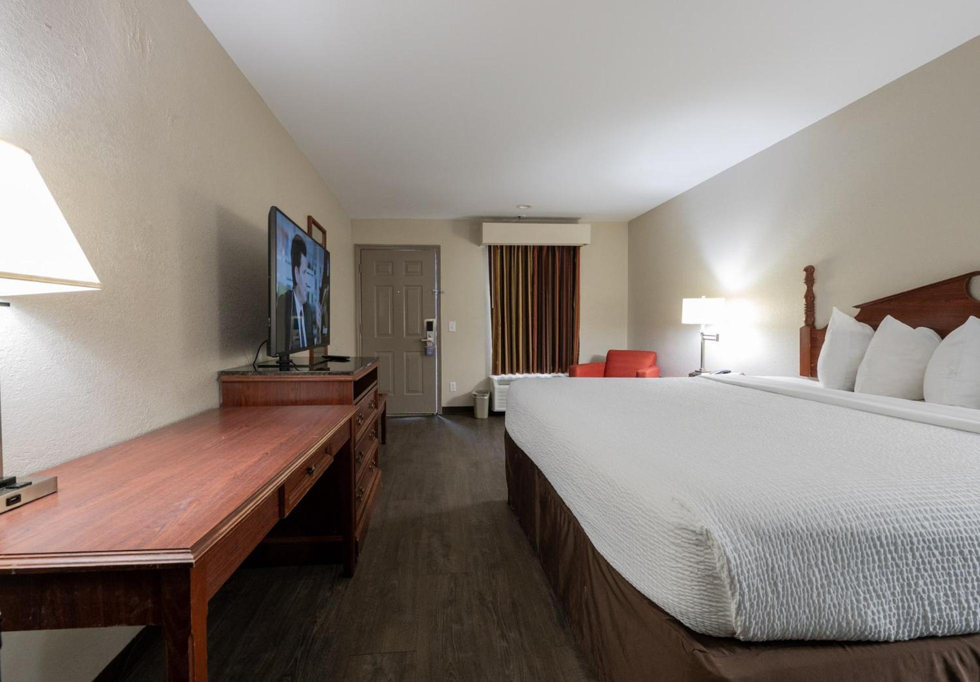 King Room - Non-Smoking