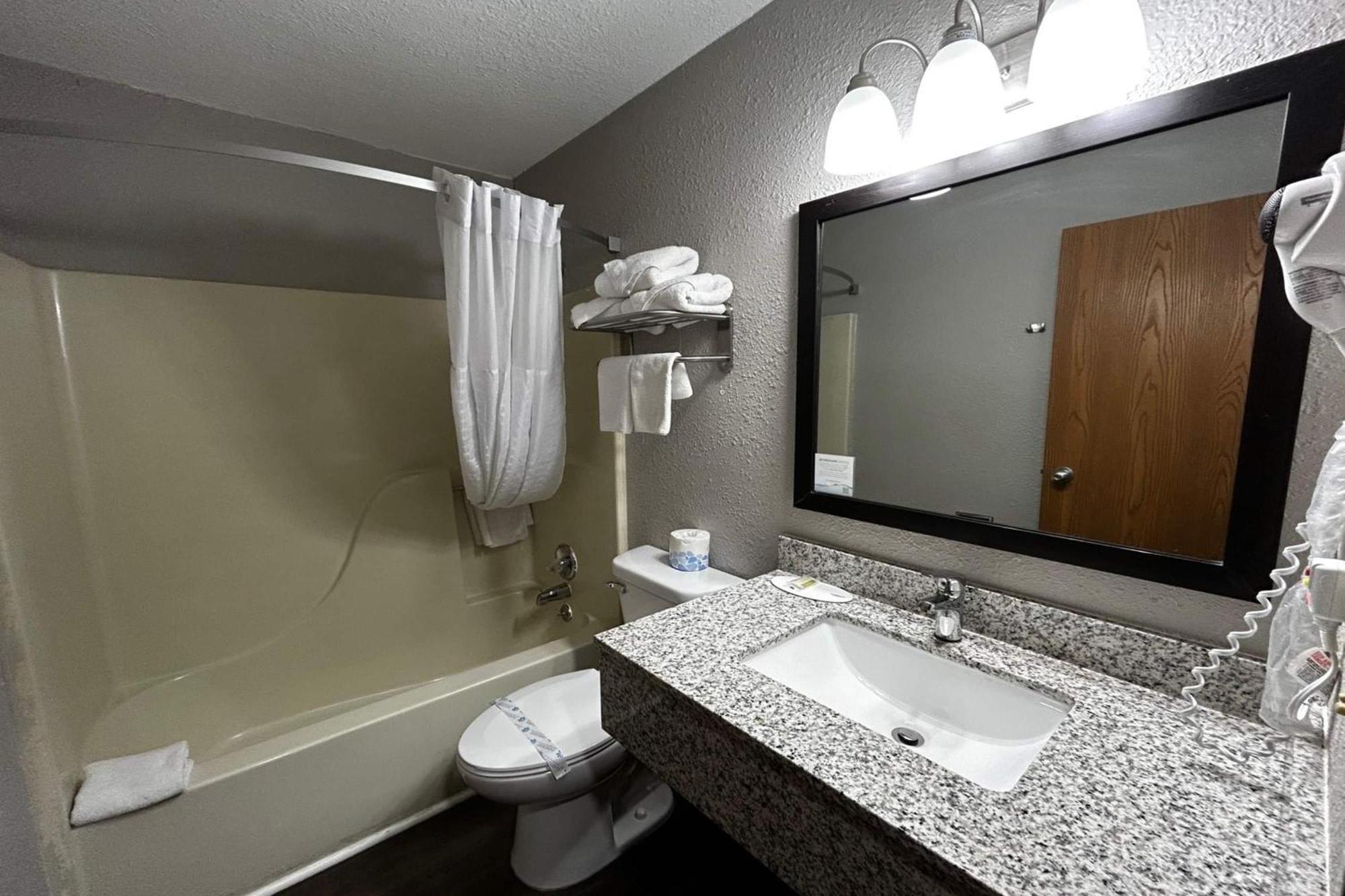 King/Queen Room - Non-Smoking
