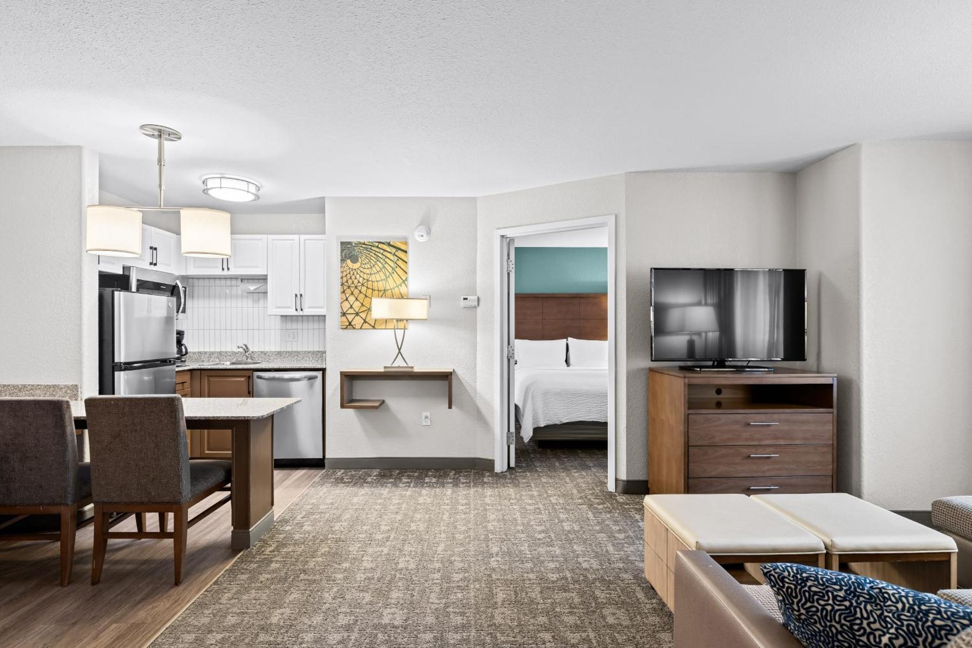 Family Suite,1758538888:JPEG